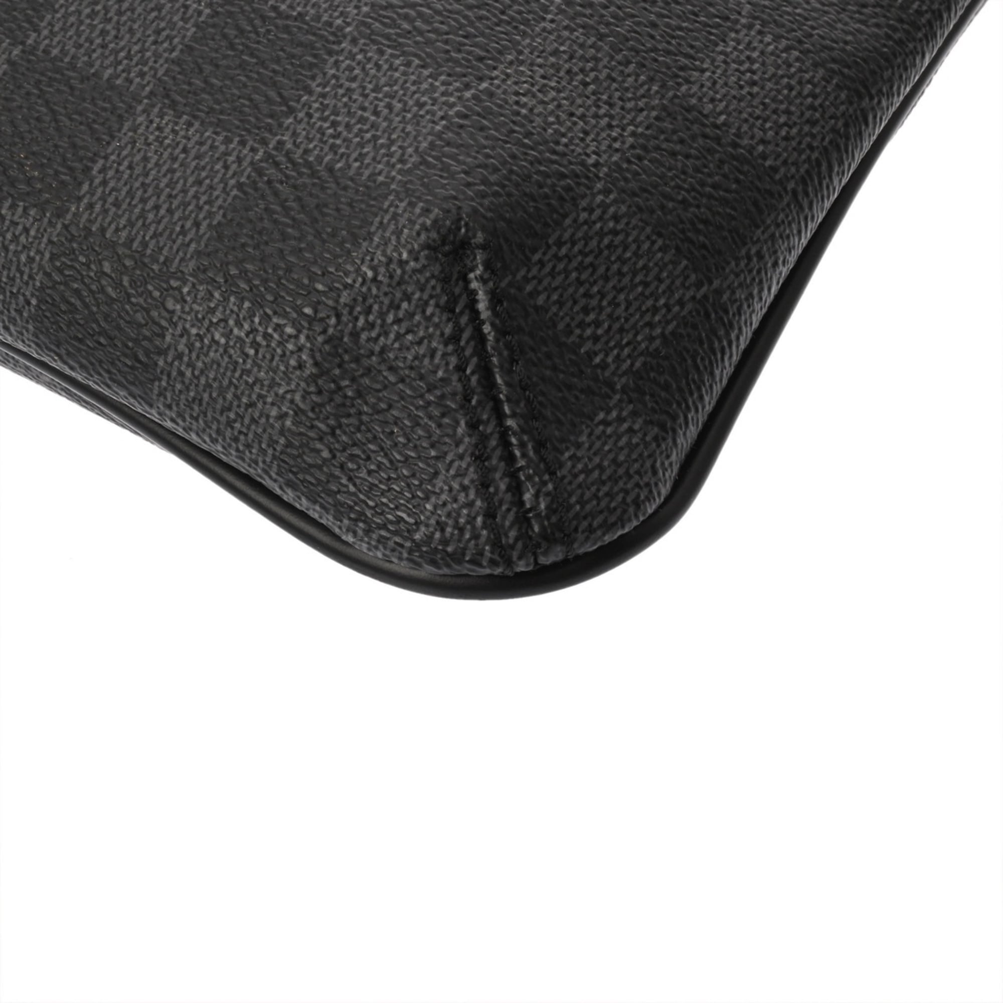Louis Vuitton Damier Graphite Black Gray Damier Graphite Shoulder Bag (Pre-Owned)
