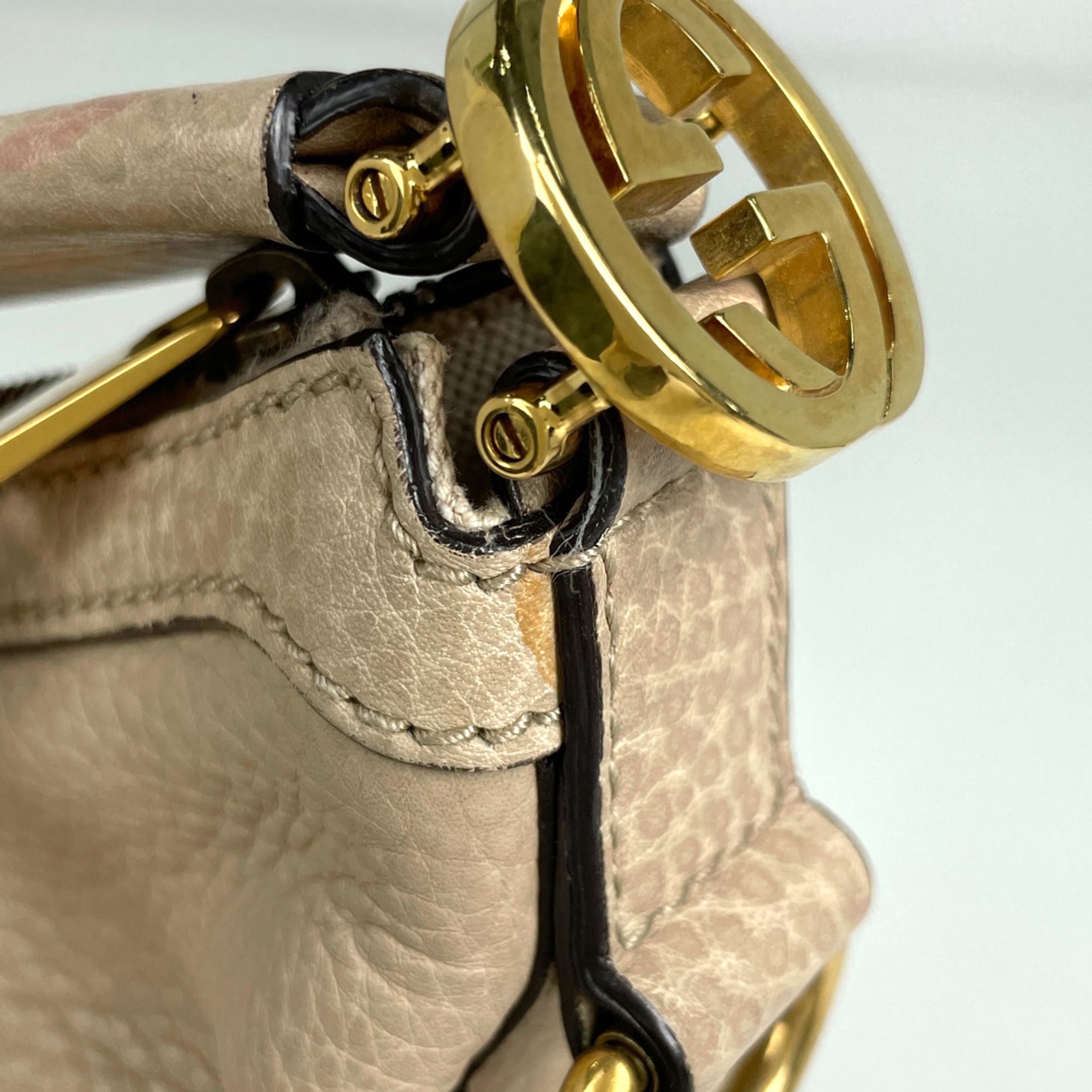 Gucci Beige Leather Handbag (Pre-Owned)