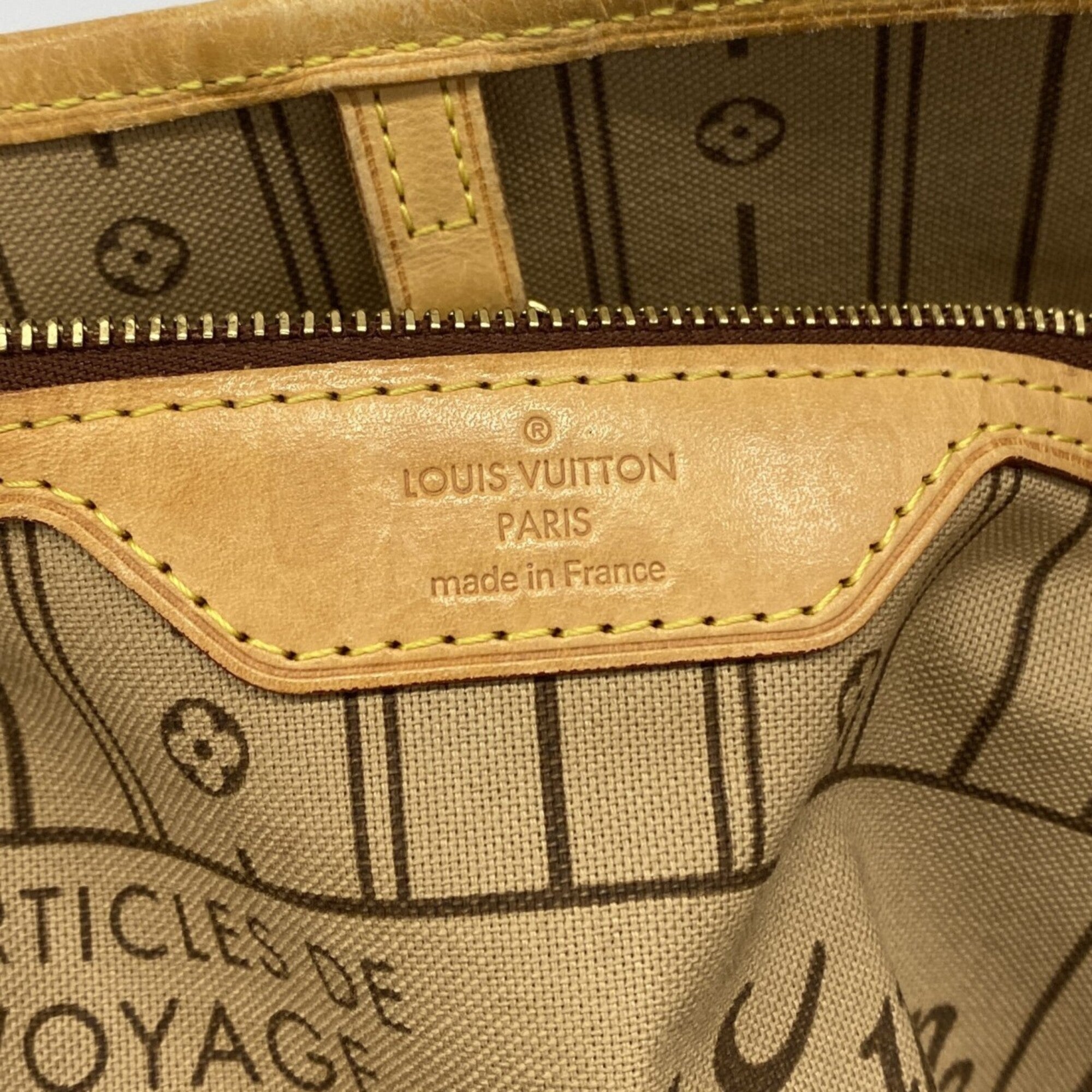 Louis Vuitton Brown Tote Bag (Pre-Owned)