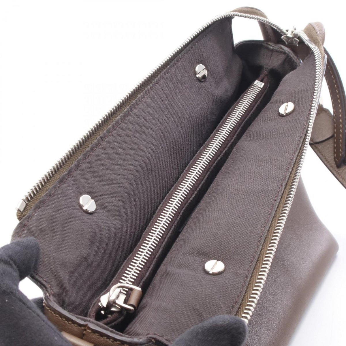 Fendi Black Brown Leather Handbag (Pre-Owned)