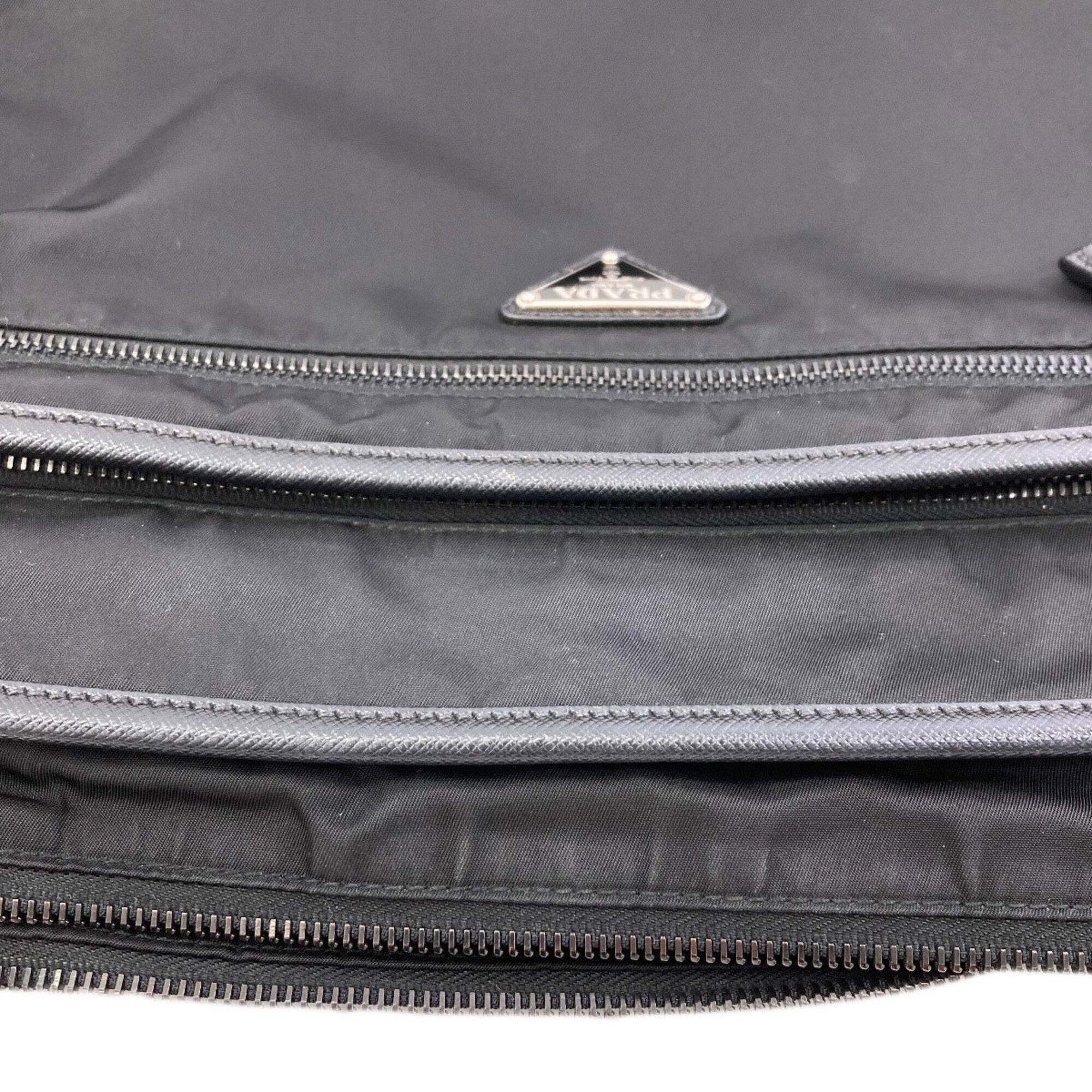 Prada Black Nylon Shoulder Bag (Pre-Owned)