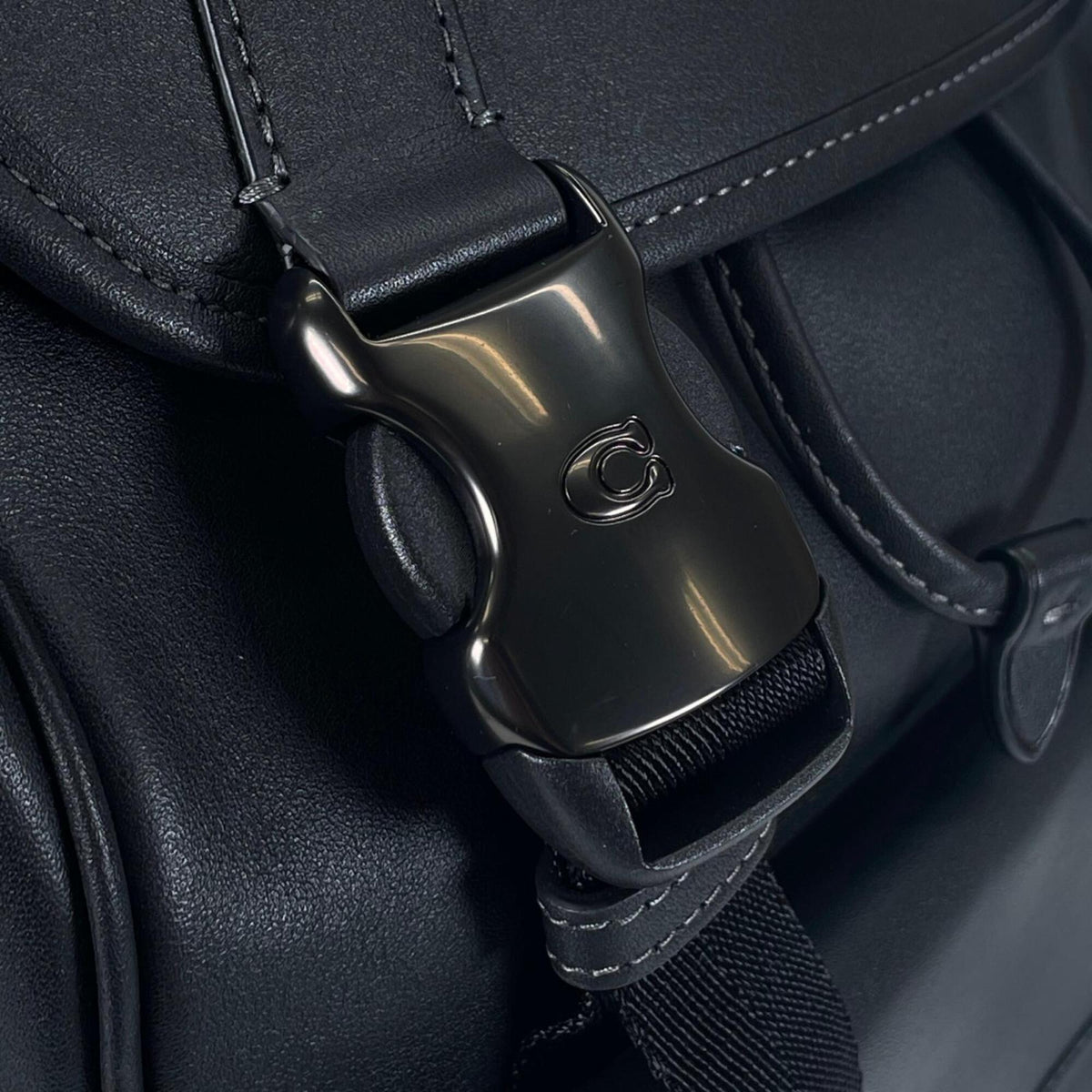 Coach Black Leather Backpack (Pre-Owned)