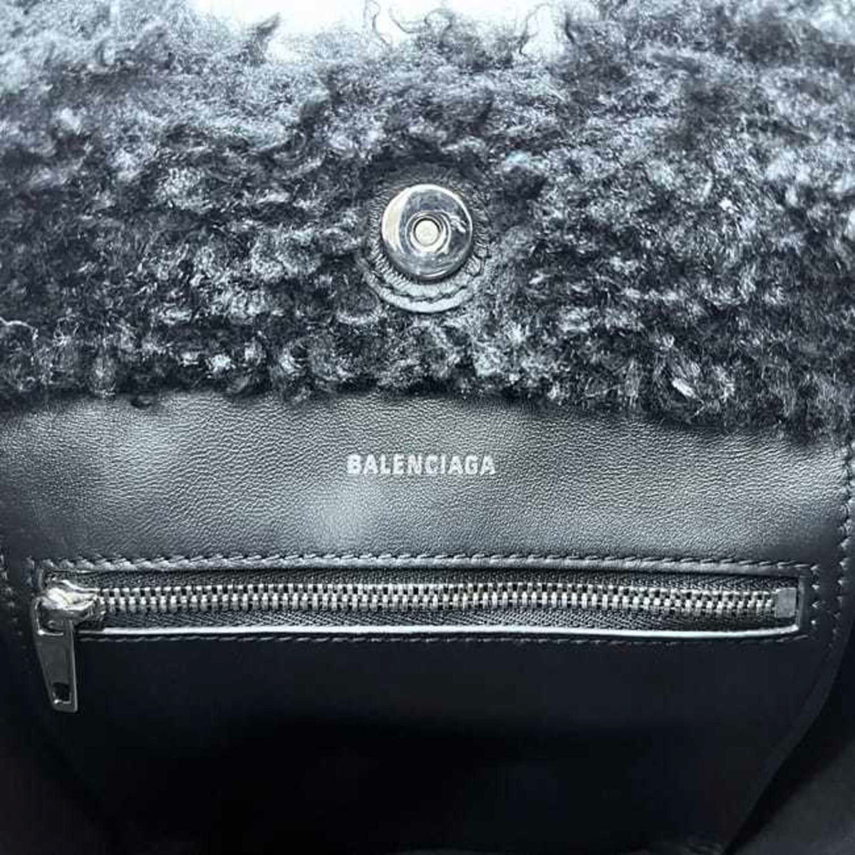 Balenciaga Black Polyester Leather Shoulder Bag (Pre-Owned)