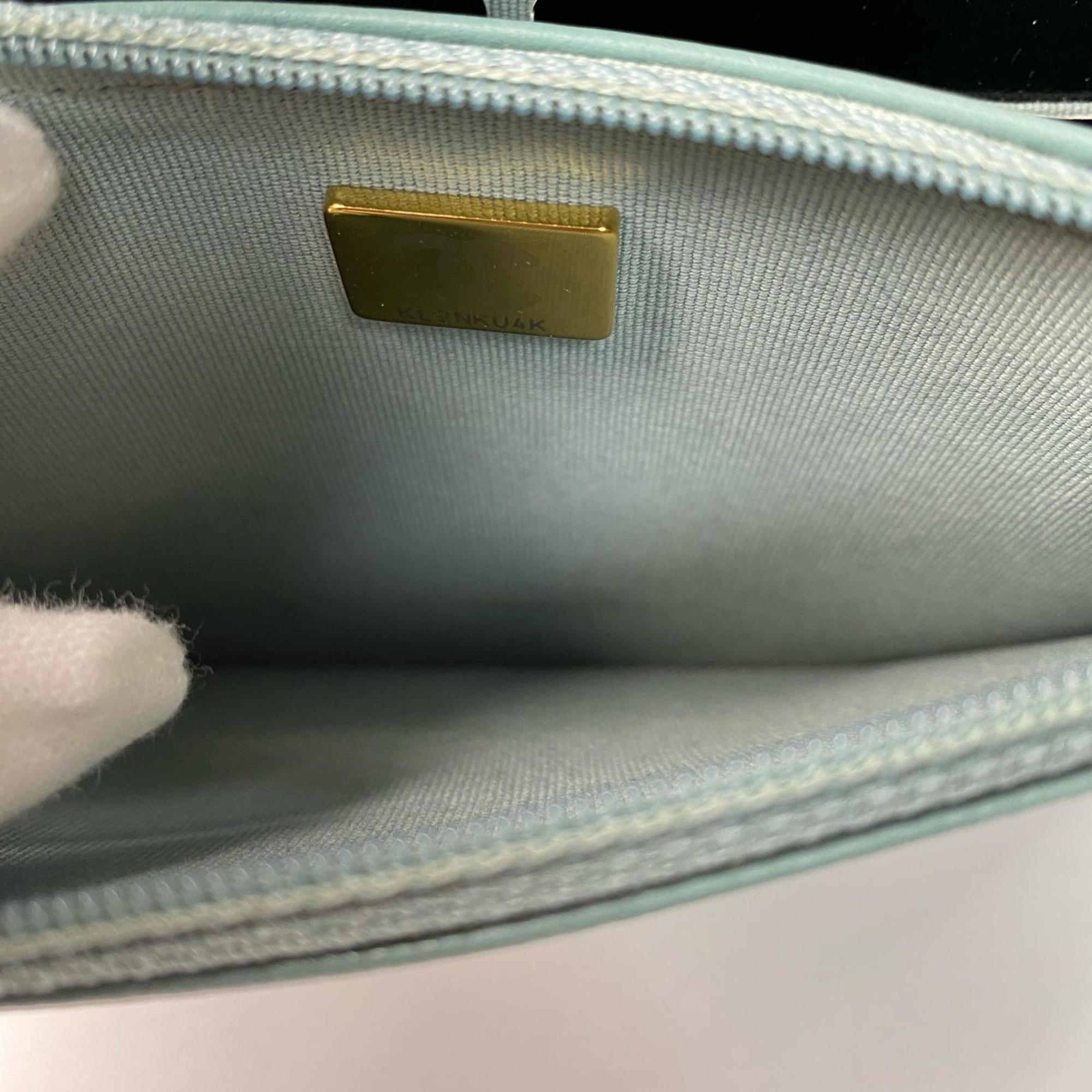 Chanel Green Grained Calfskin Shoulder Bag (Pre-Owned)