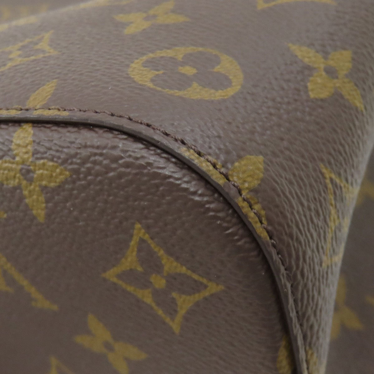Louis Vuitton Monogram Monogram Monogram Handbag (Pre-Owned)