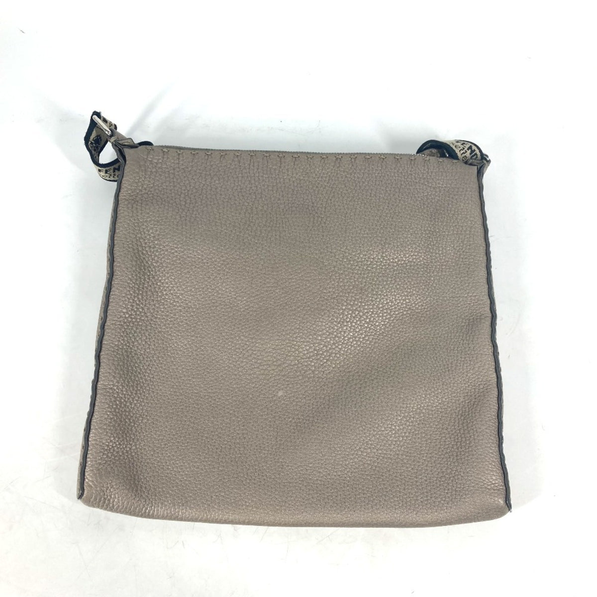 Fendi Selleria Beige Leather Shoulder Bag (Pre-Owned)