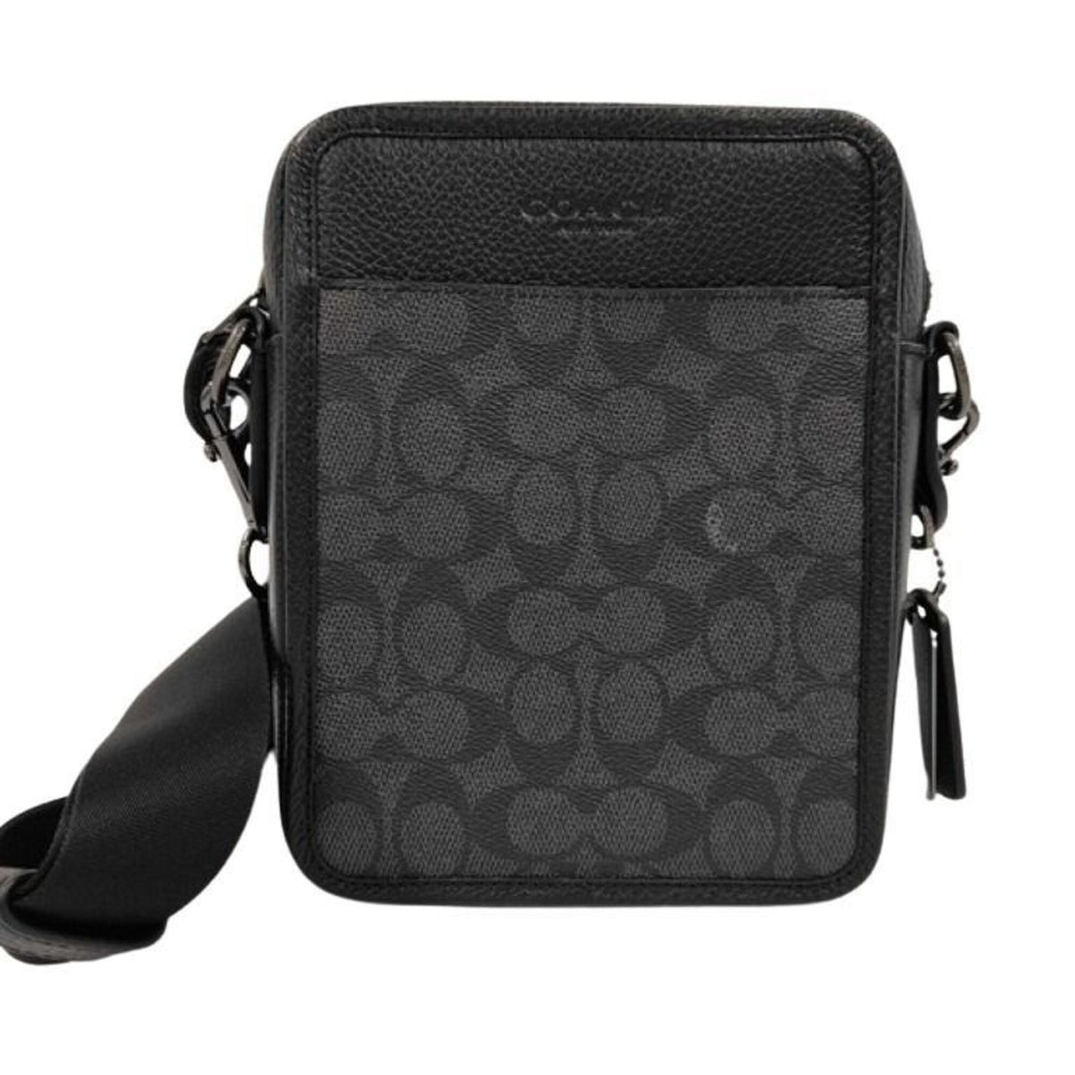 Coach Signature Black Pvc Leather Shoulder Bag (Pre-Owned)