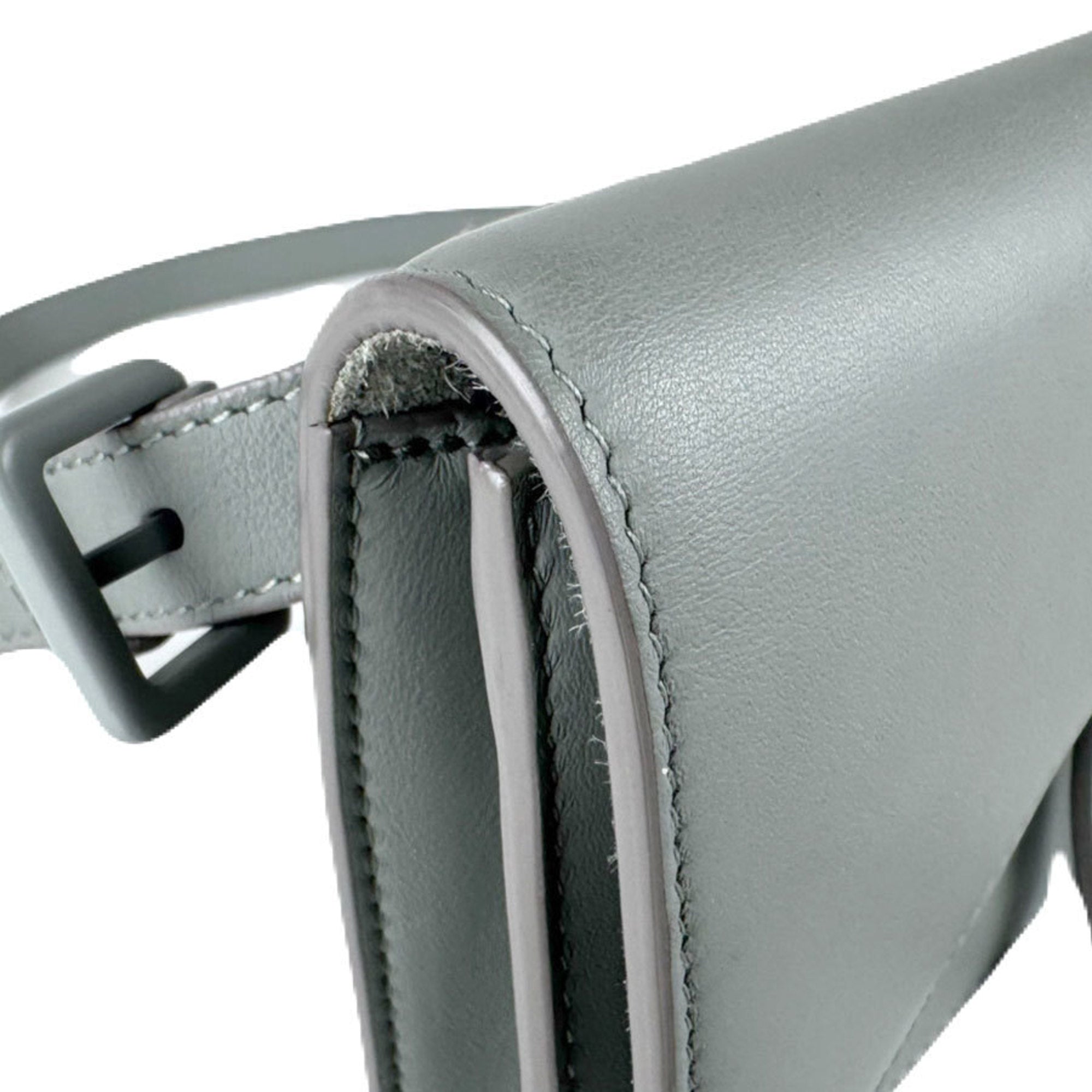 Christian Dior Gray Leather Fanny Pack (Pre-Owned)