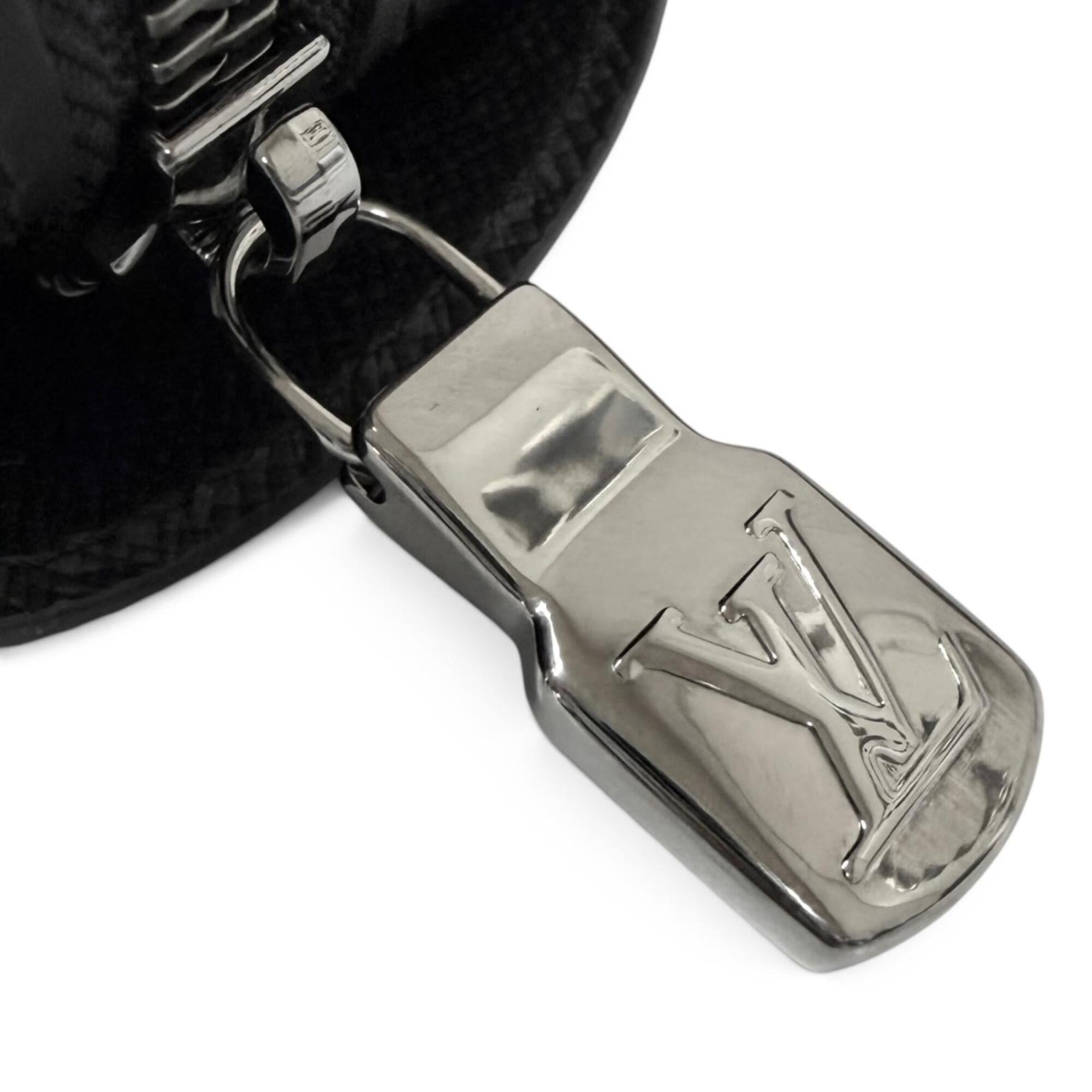 Louis Vuitton Black Monogram Eclipse Long Wallet (Bi-Fold) (Pre-Owned)