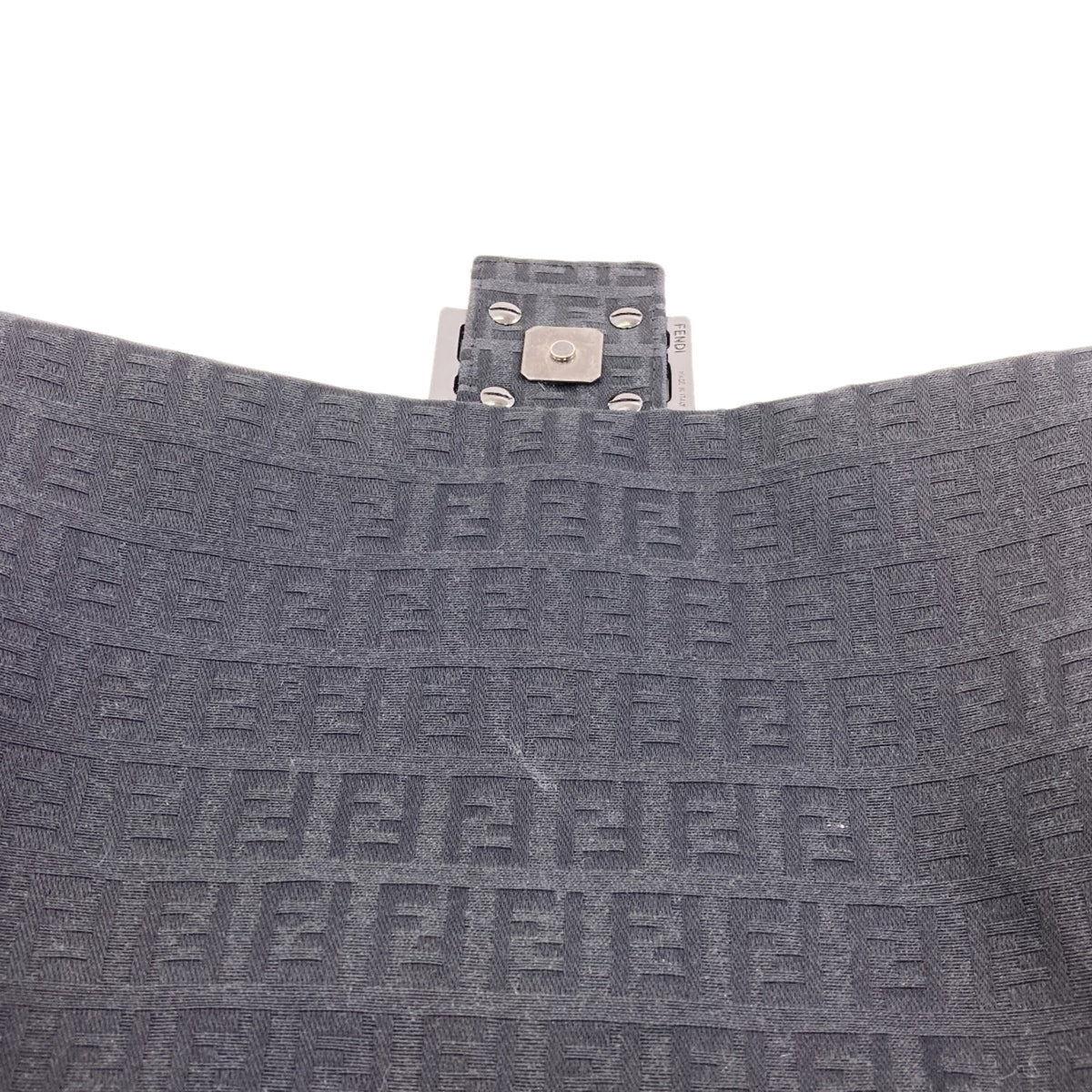 Fendi Black Canvas Shoulder Bag (Pre-Owned)