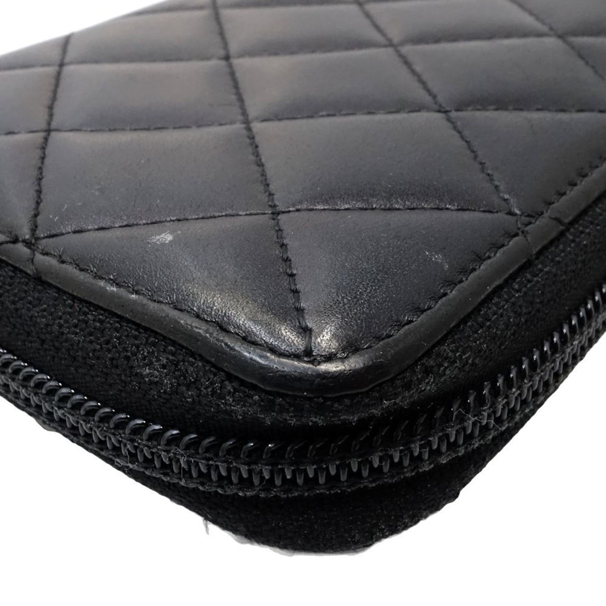 Chanel Black Leather Coin Purse/Coin Case (Pre-Owned)
