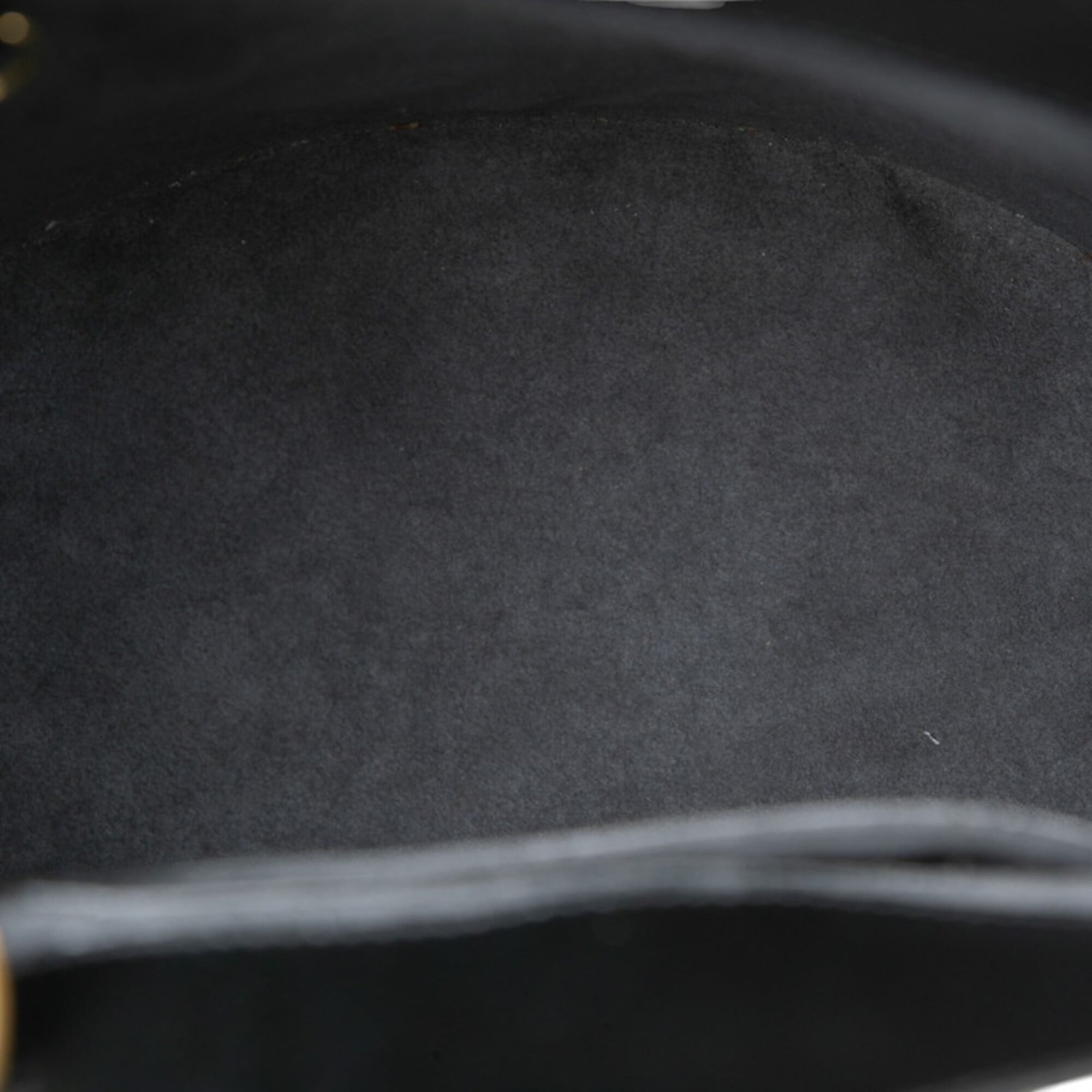 Louis Vuitton Black Noir Leather Shoulder Bag (Pre-Owned)