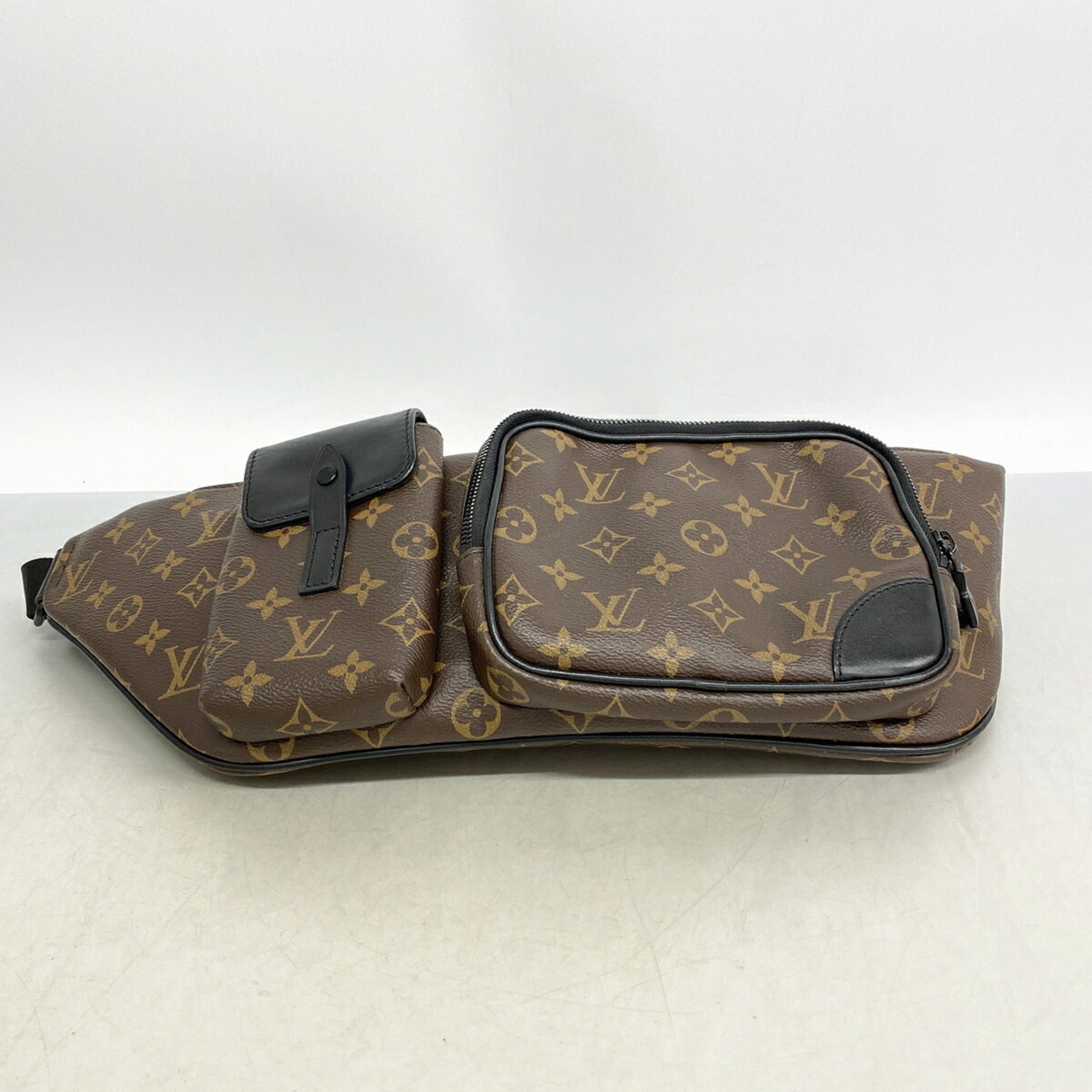 Louis Vuitton Black Brown Fanny Pack (Pre-Owned)