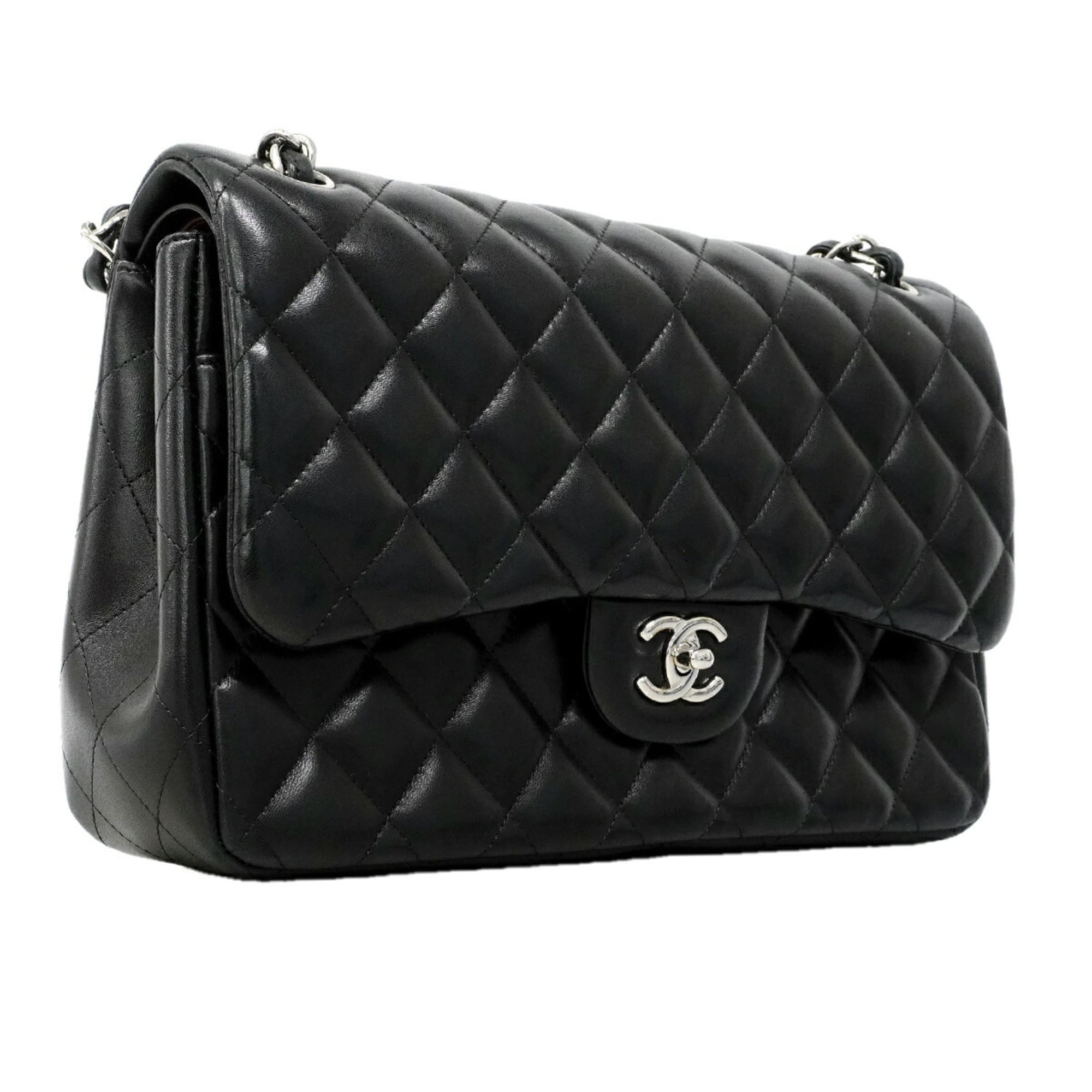 Chanel Black Leather Shoulder Bag (Pre-Owned)
