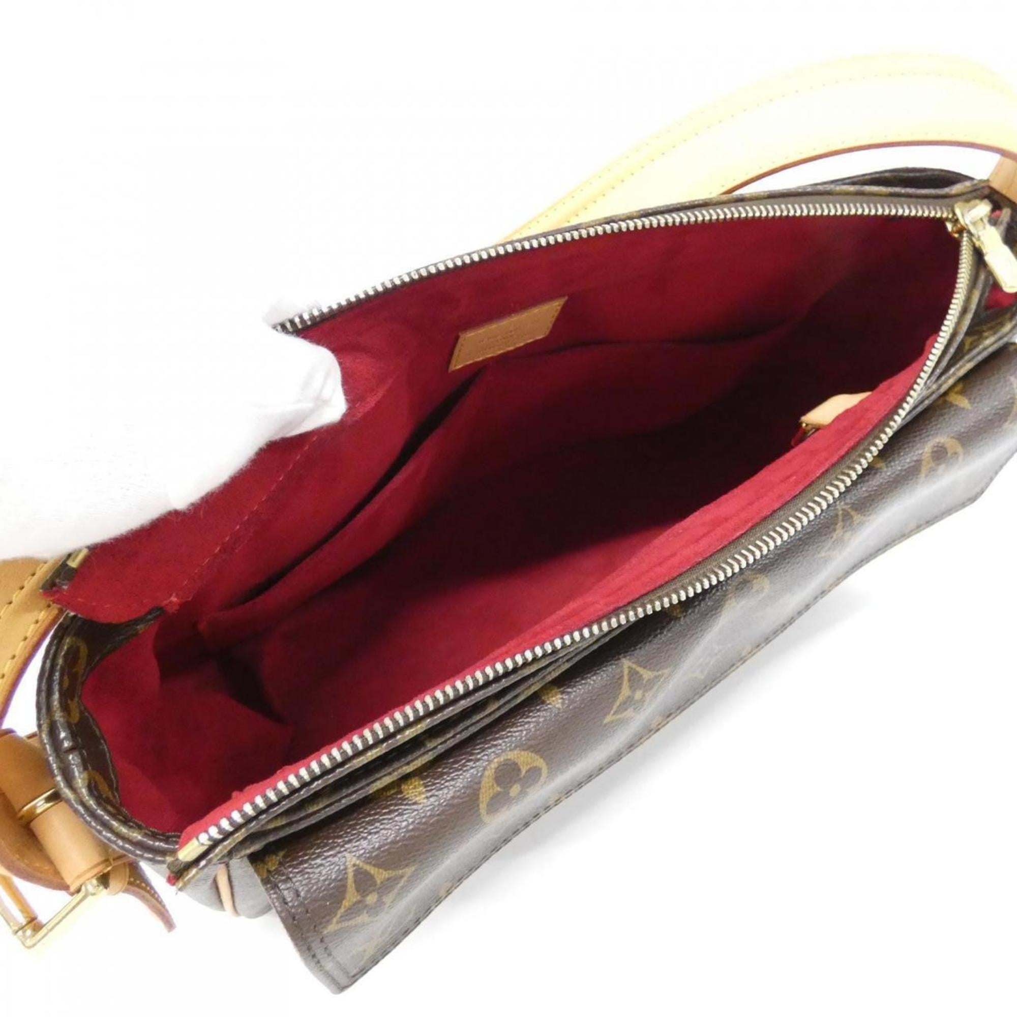 Louis Vuitton Brown Coated Canvas Shoulder Bag (Pre-Owned)