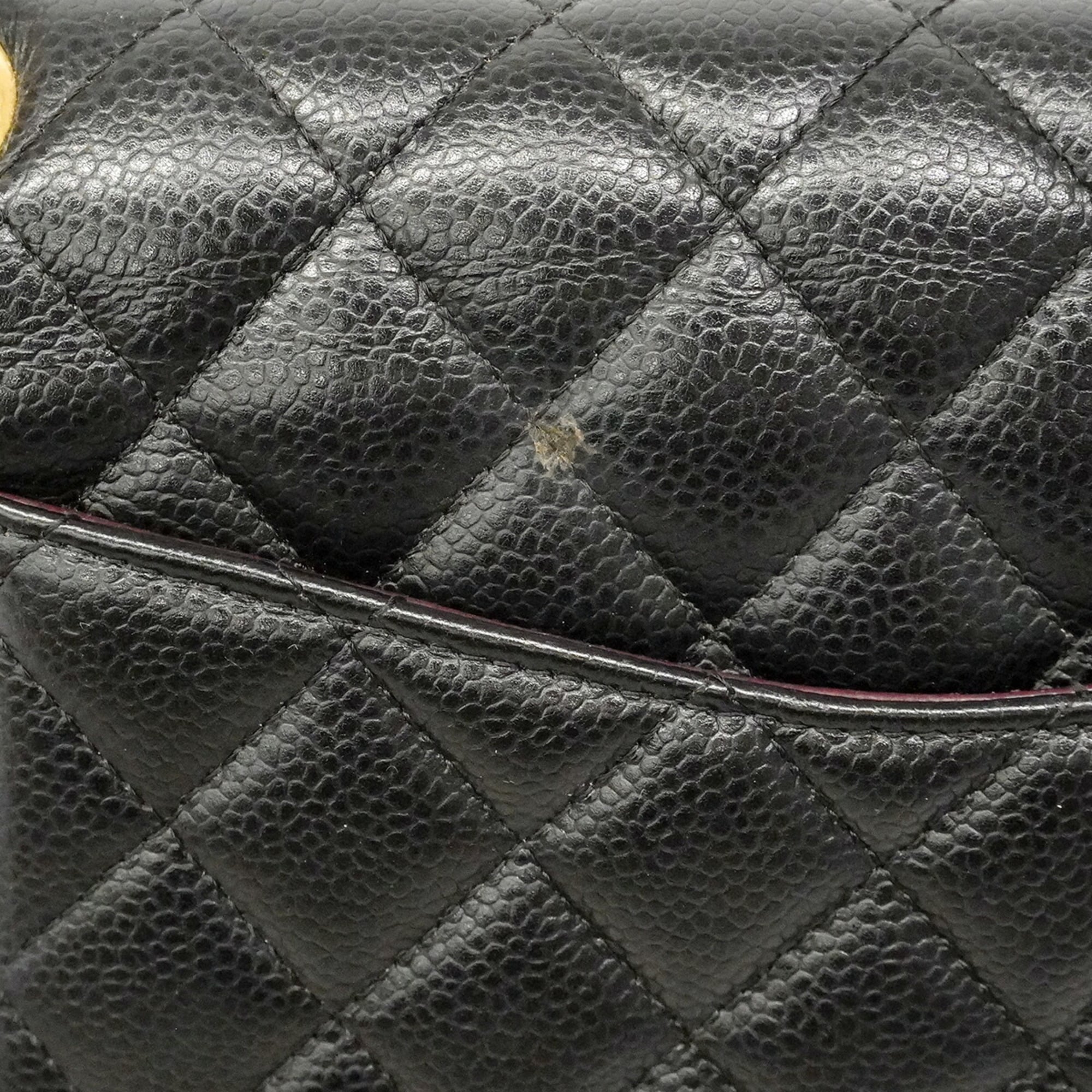 Chanel Black Grained Calfskin Shoulder Bag (Pre-Owned)