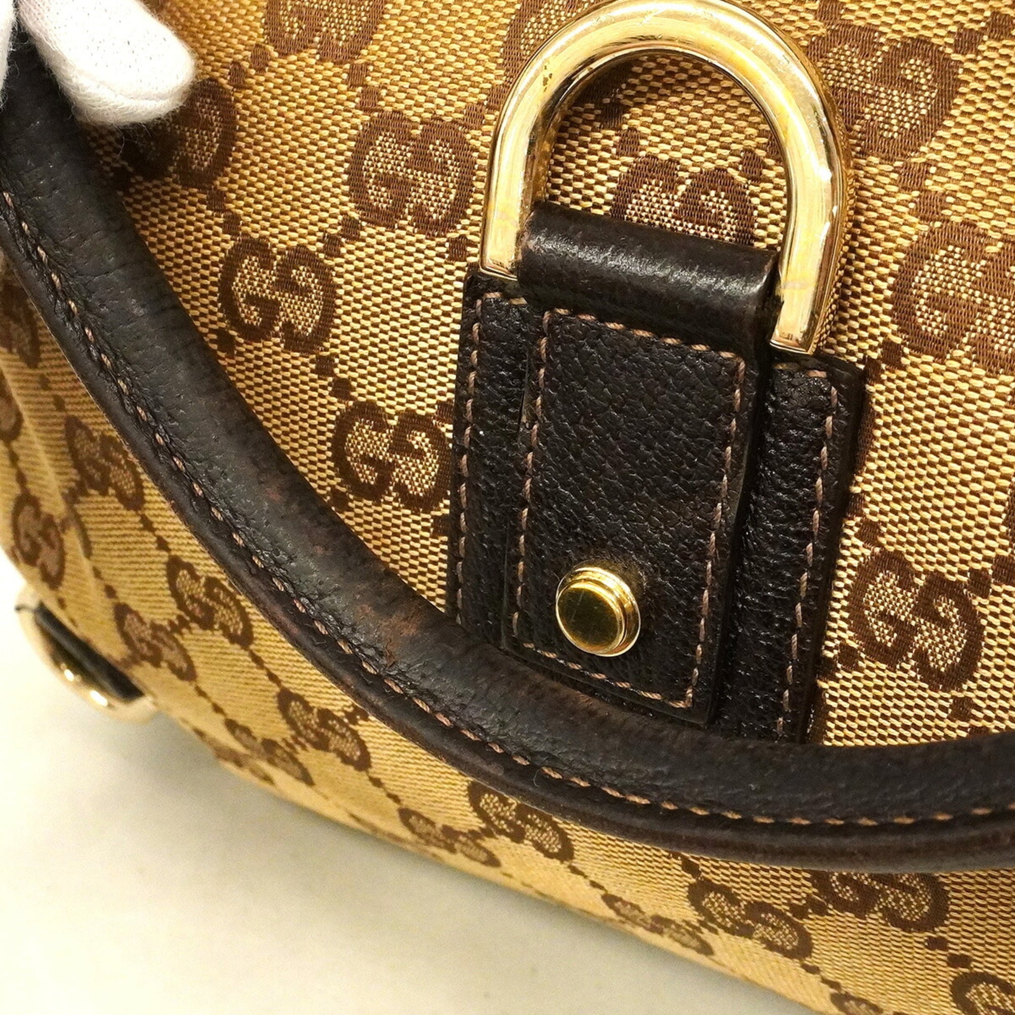 Gucci Beige Canvas Shoulder Bag (Pre-Owned)