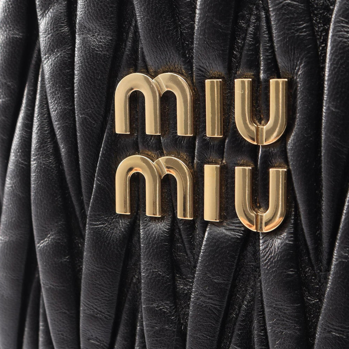 Miu Miu Matelasse Black Leather Handbag Tote Bag (Pre-Owned)