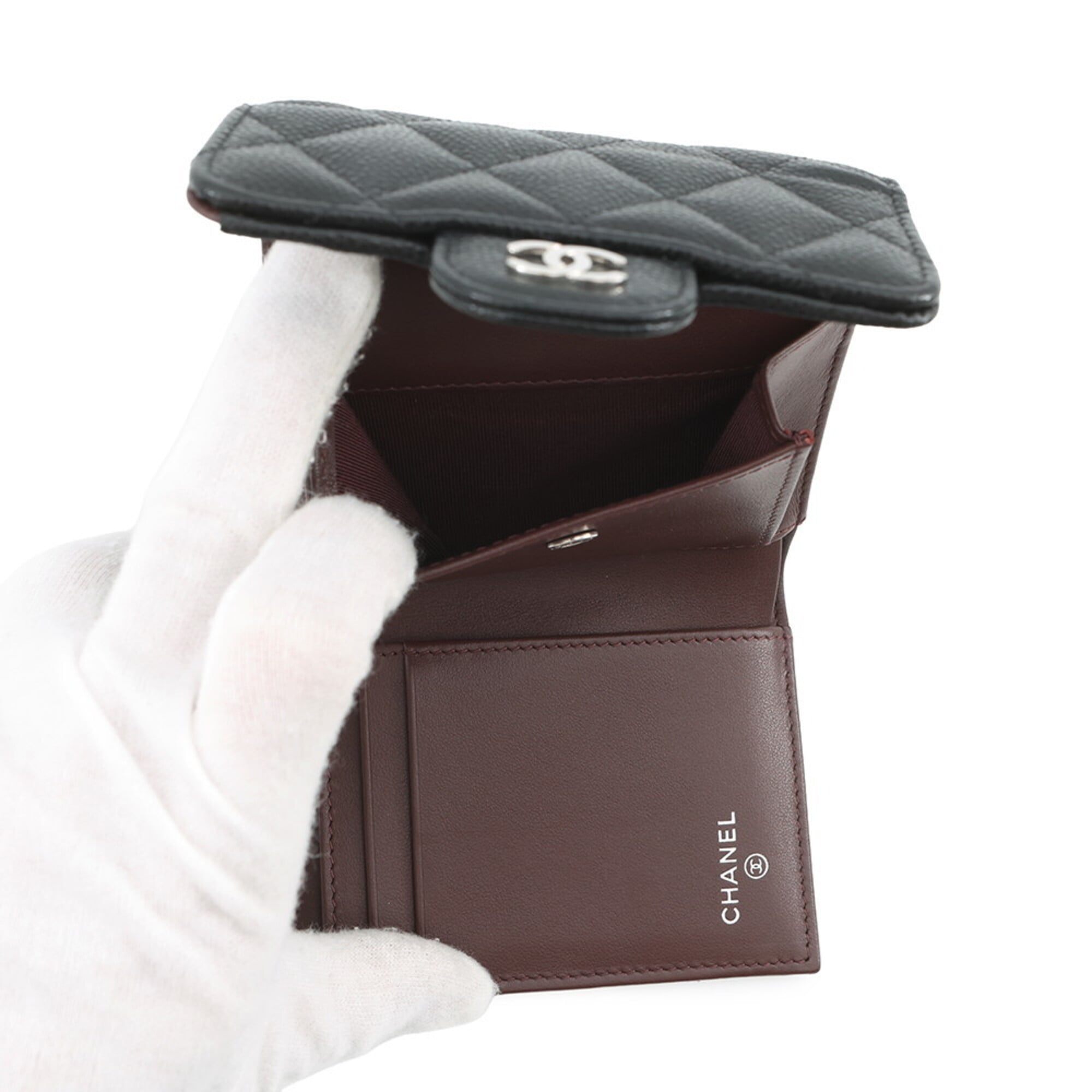 Chanel Black Grained Calfskin Wallet (Tri-Fold) (Pre-Owned)