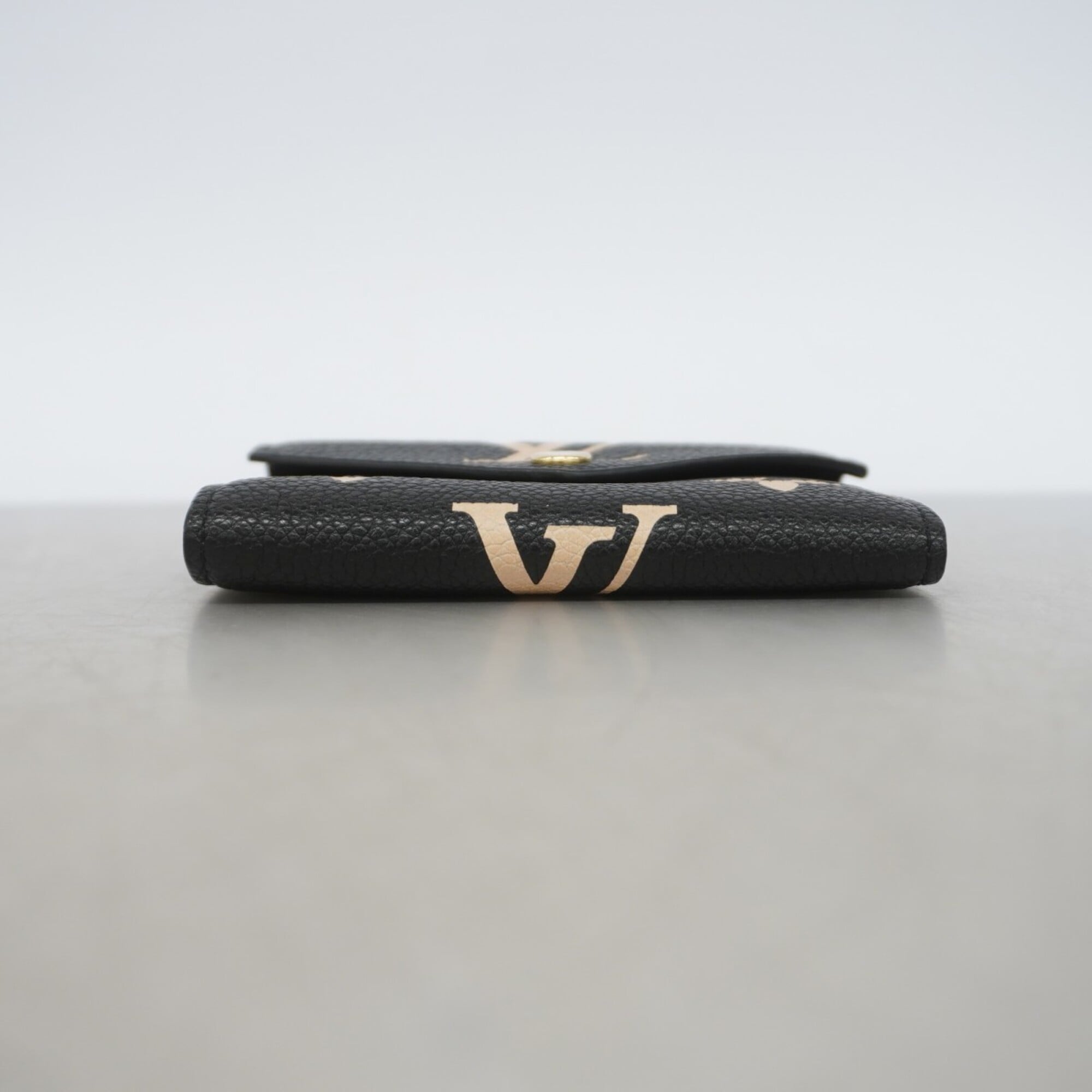 Louis Vuitton Beige Black Wallet (Tri-Fold) (Pre-Owned)