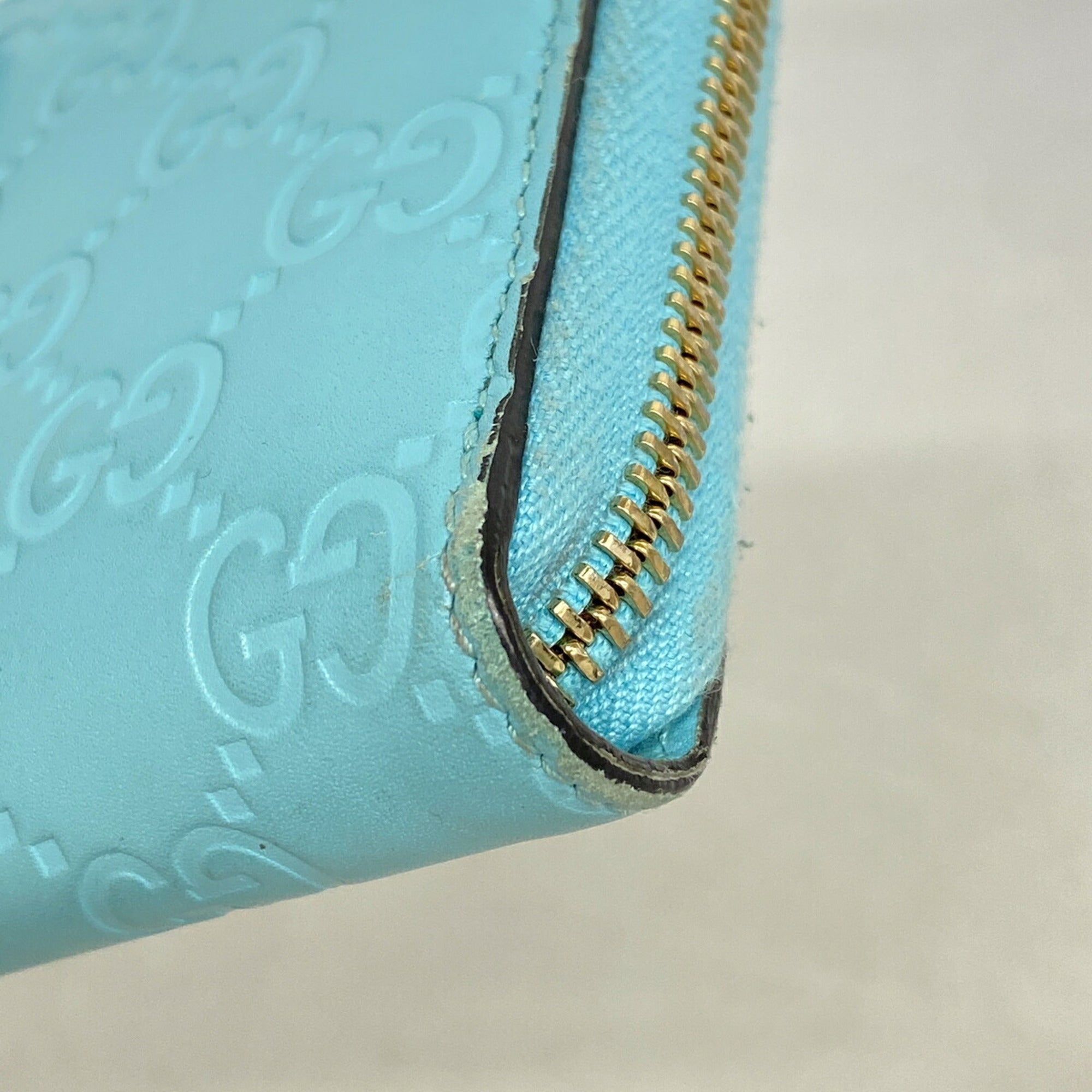 Gucci Light Blue Leather Long Wallet (Bi-Fold) (Pre-Owned)