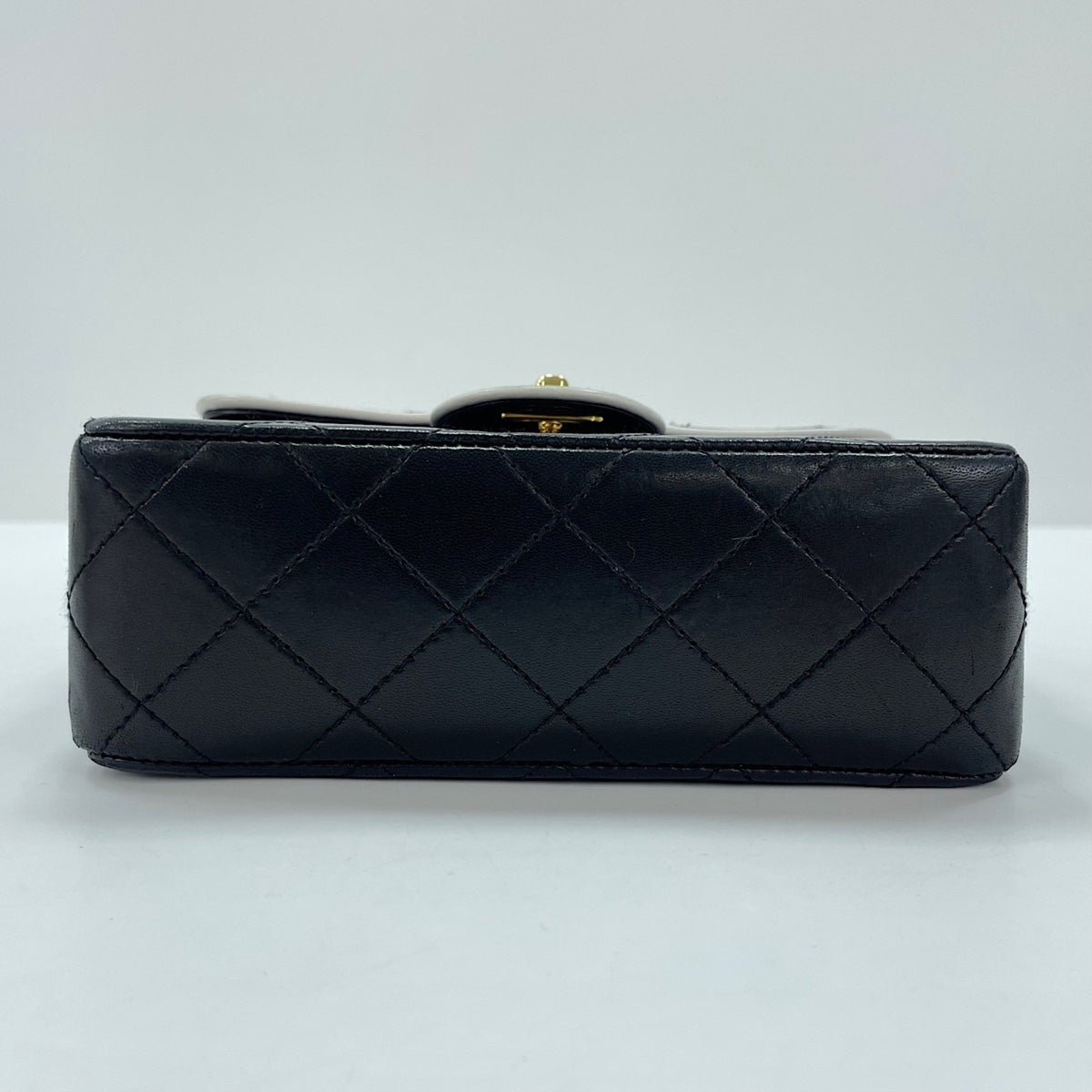 Chanel Matelasse Black Shoulder Bag (Pre-Owned)