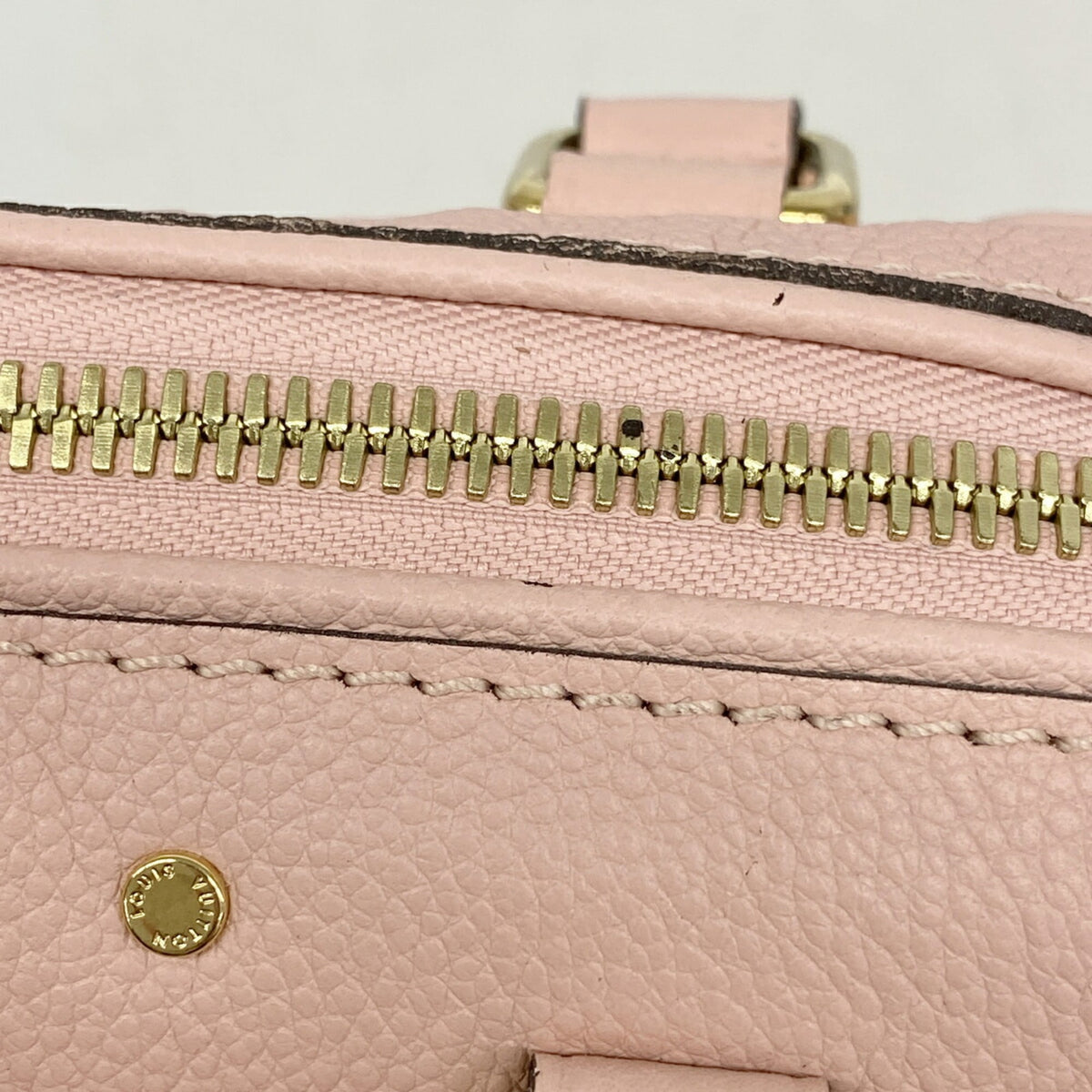 Louis Vuitton Rose Poudre Handbag (Pre-Owned)