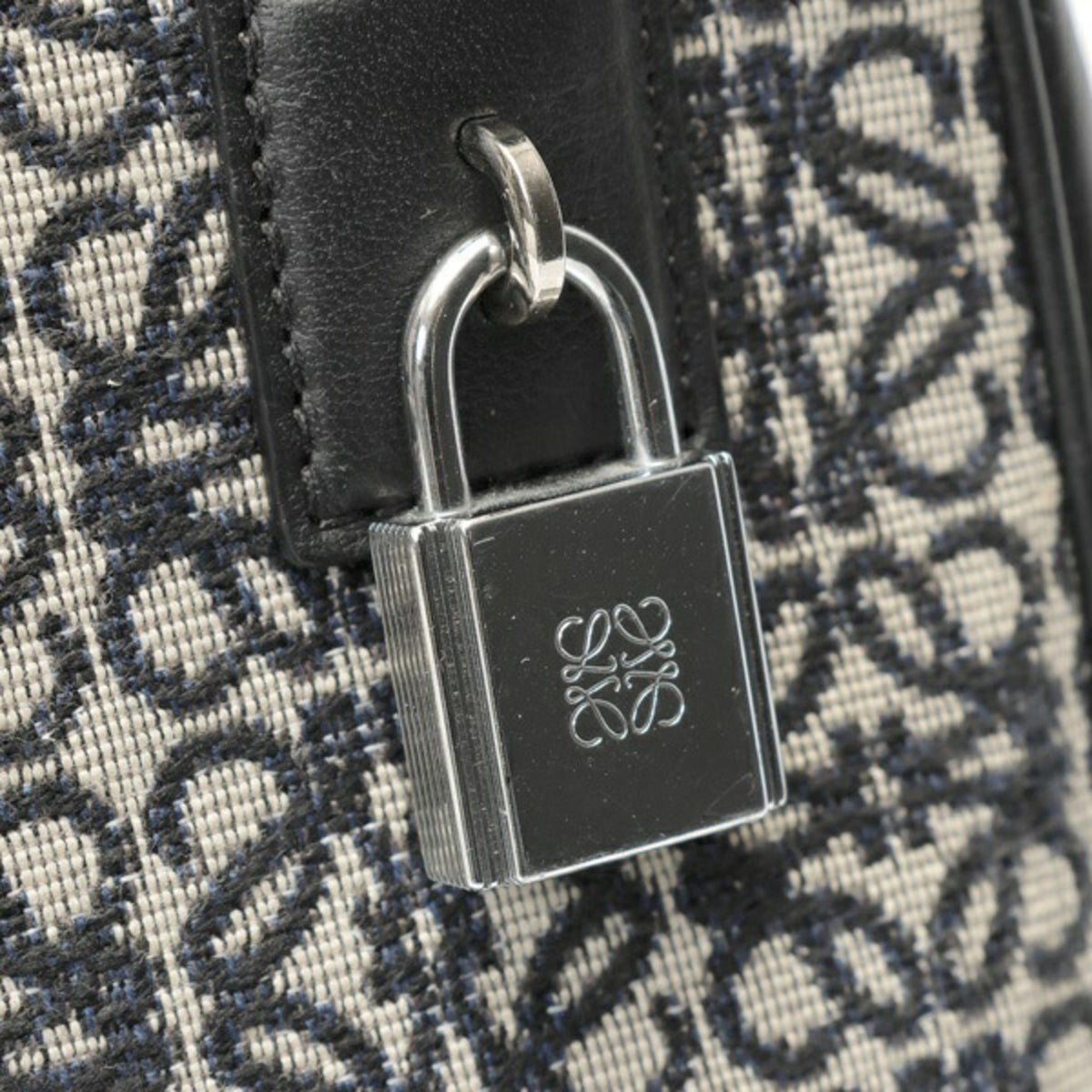 Loewe Amazona Navy Black Jacquard Leather Handbag Shoulder Bag (Pre-Owned)