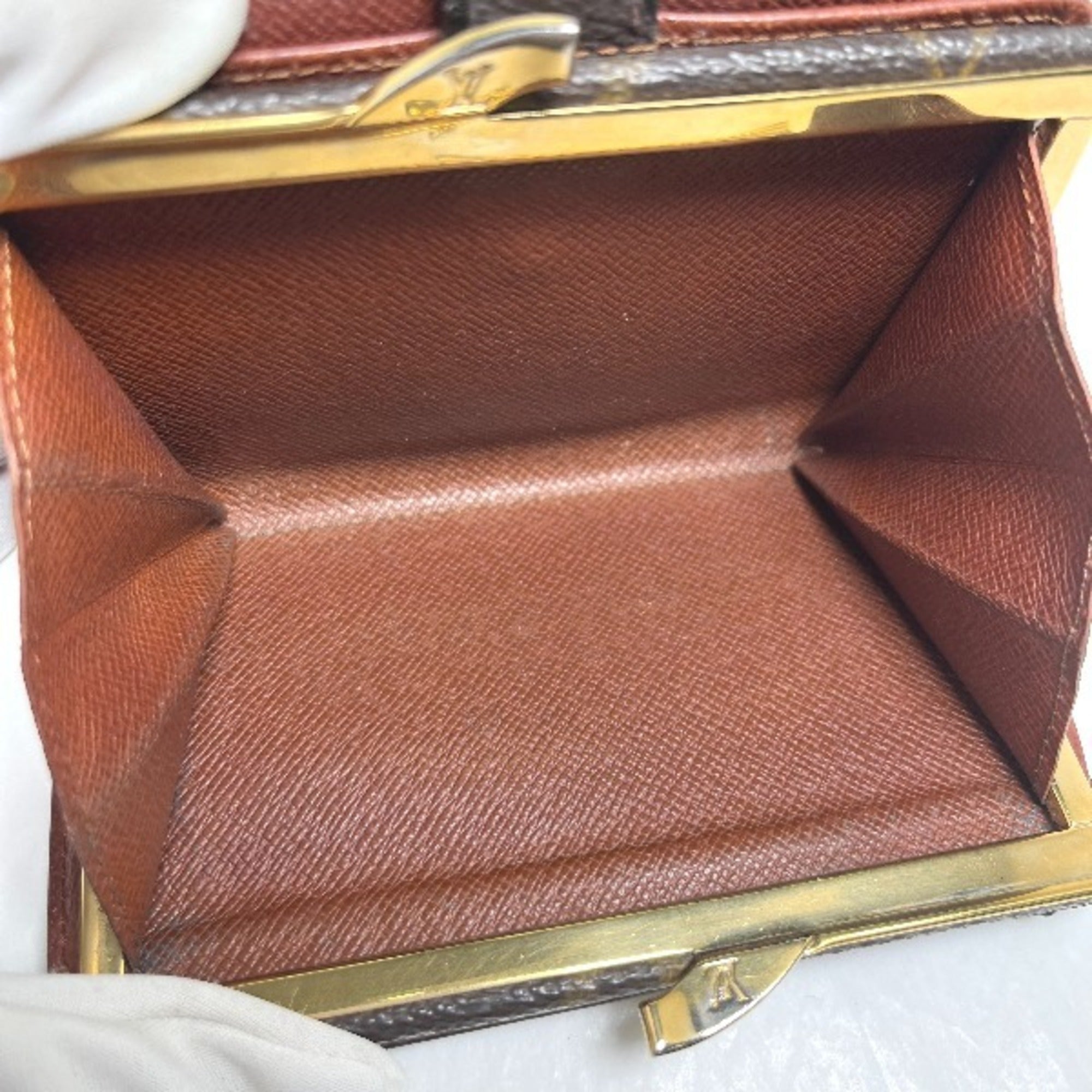 Louis Vuitton Brown Monogram Wallet (Bi-Fold) (Pre-Owned)