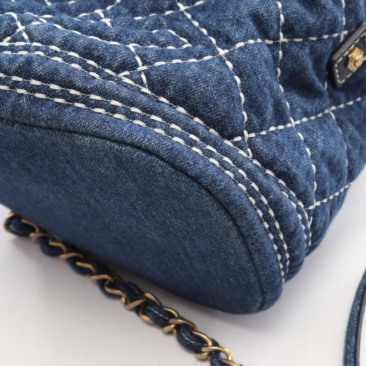 Chanel Denim Navy Denim Handbag Shoulder Bag Vanity Bag (Pre-Owned)