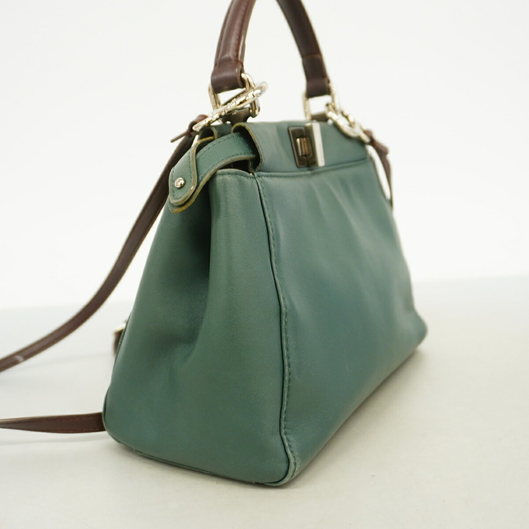 Fendi Moss Green Leather Handbag (Pre-Owned)