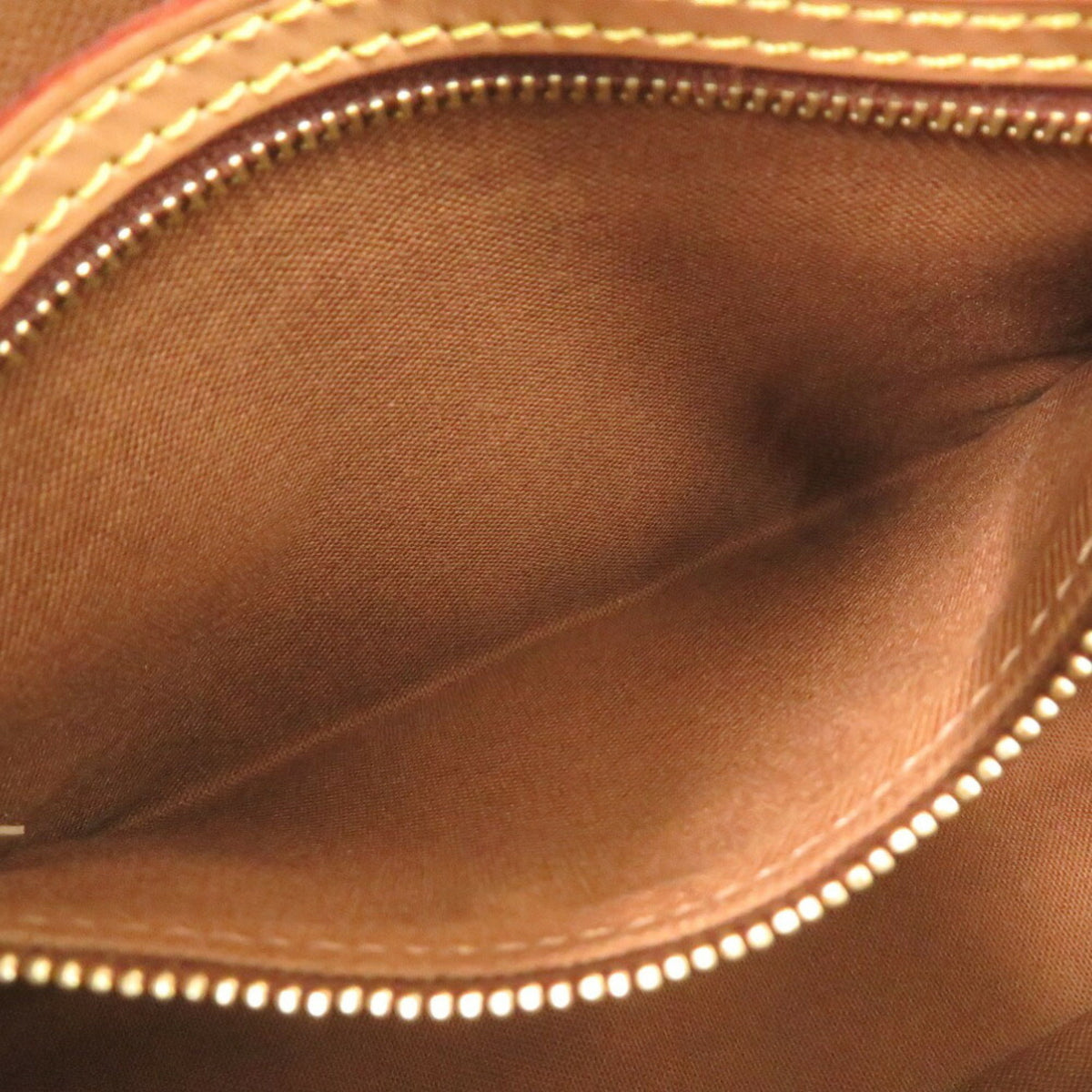 Louis Vuitton Brown Monogram Monogram Handbag (Pre-Owned)