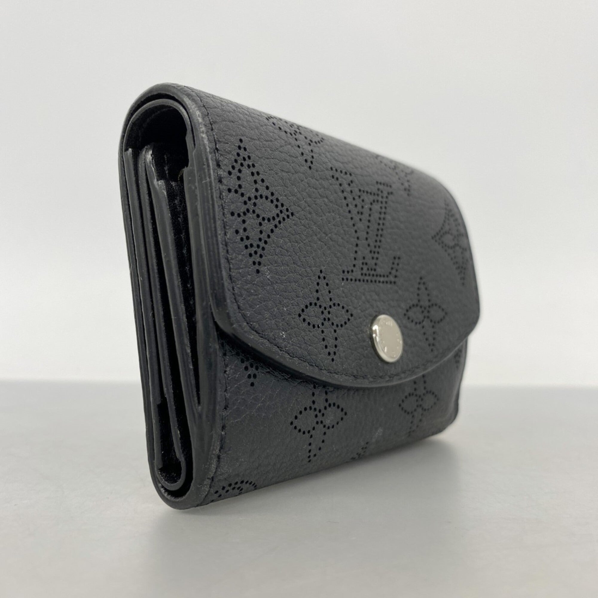 Louis Vuitton Noir Wallet (Tri-Fold) (Pre-Owned)