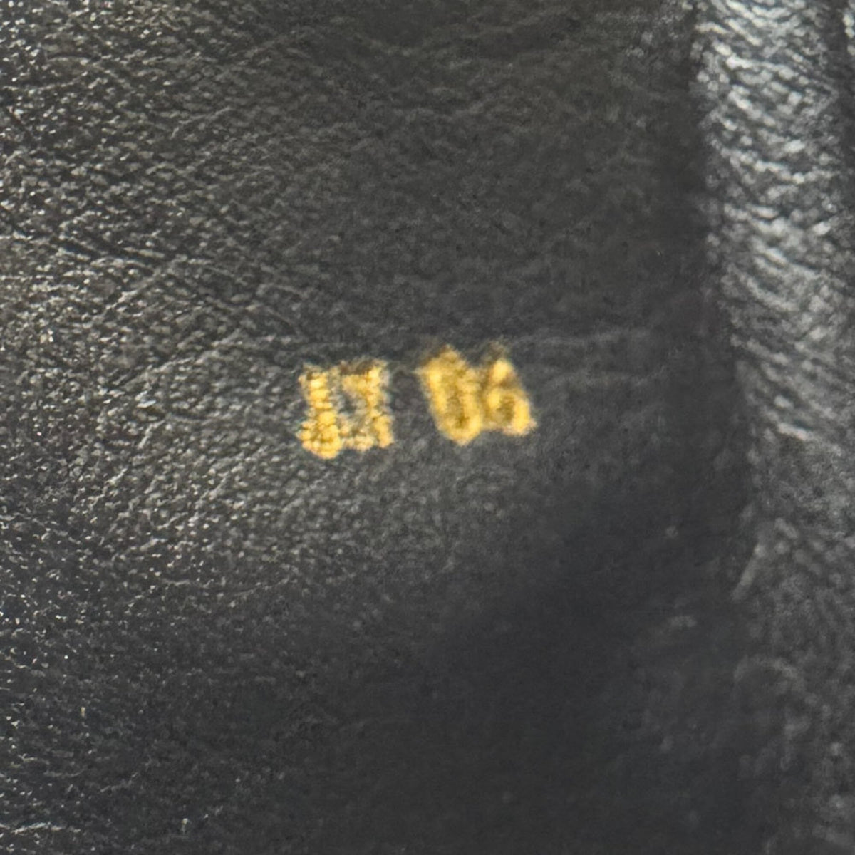 Celine Black Leather Shoulder Bag (Pre-Owned)