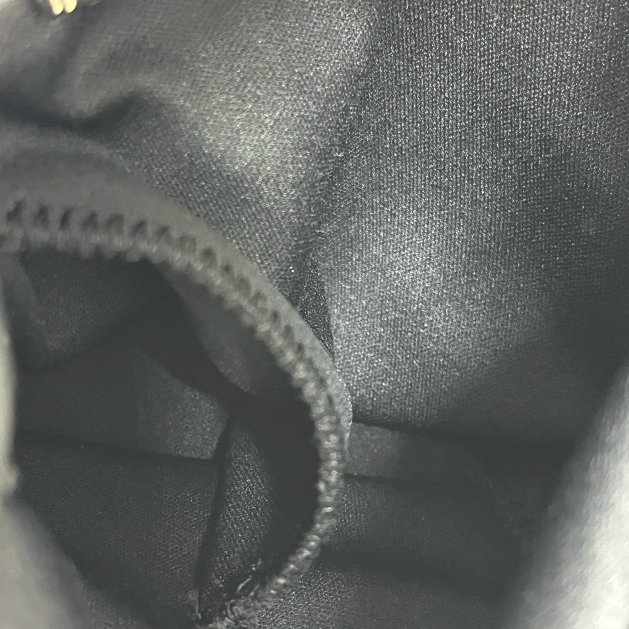 Fendi Black Satin Handbag (Pre-Owned)