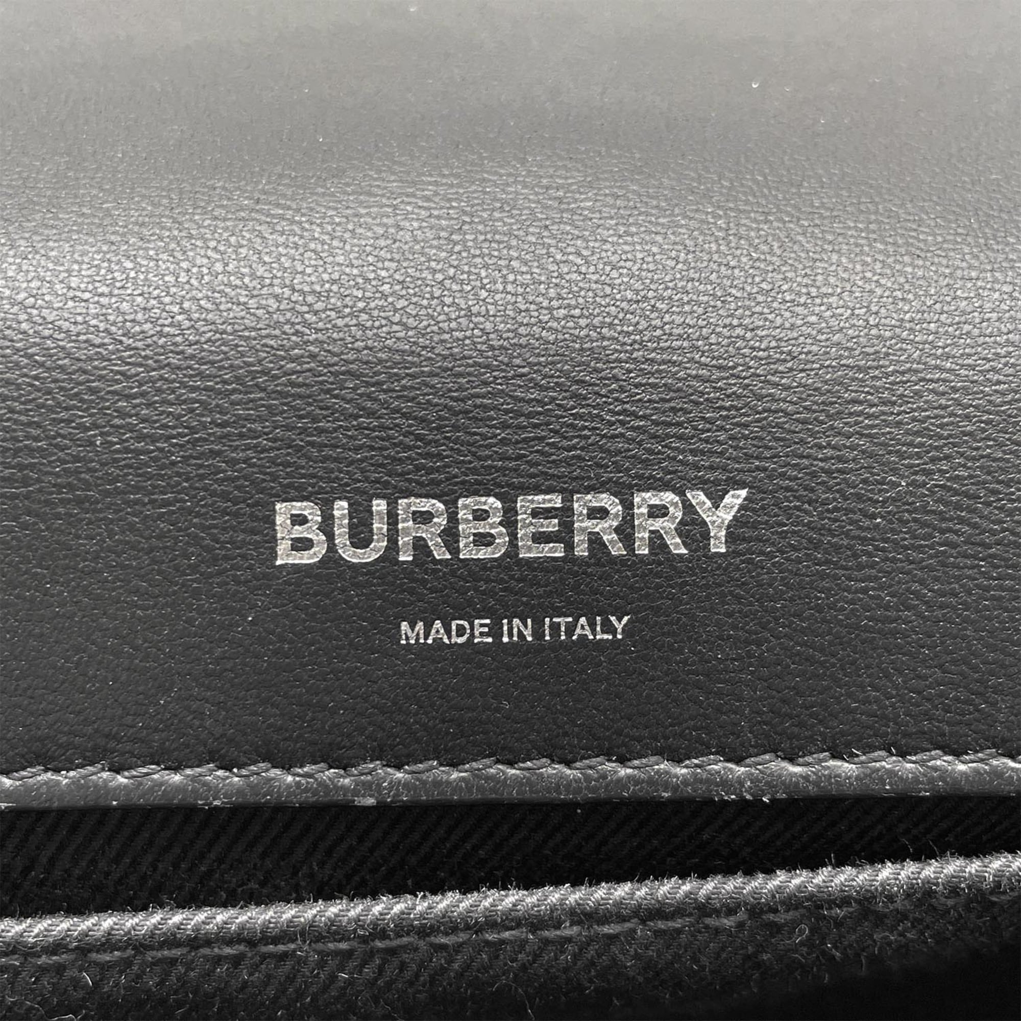 Burberry Black Silver Leather Shoulder Bag (Pre-Owned)