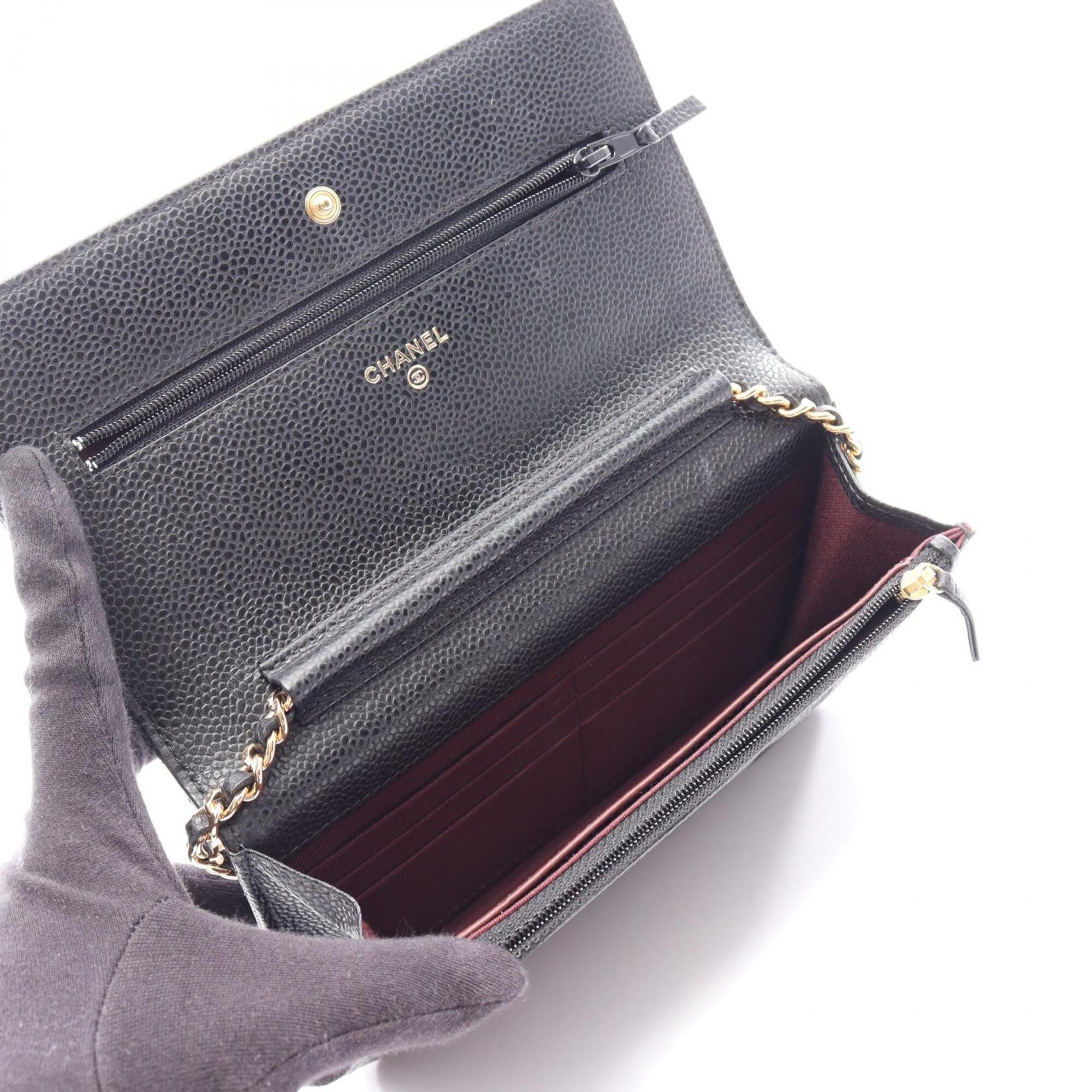 Chanel Black Grained Calfskin Handbag Shoulder Bag (Pre-Owned)