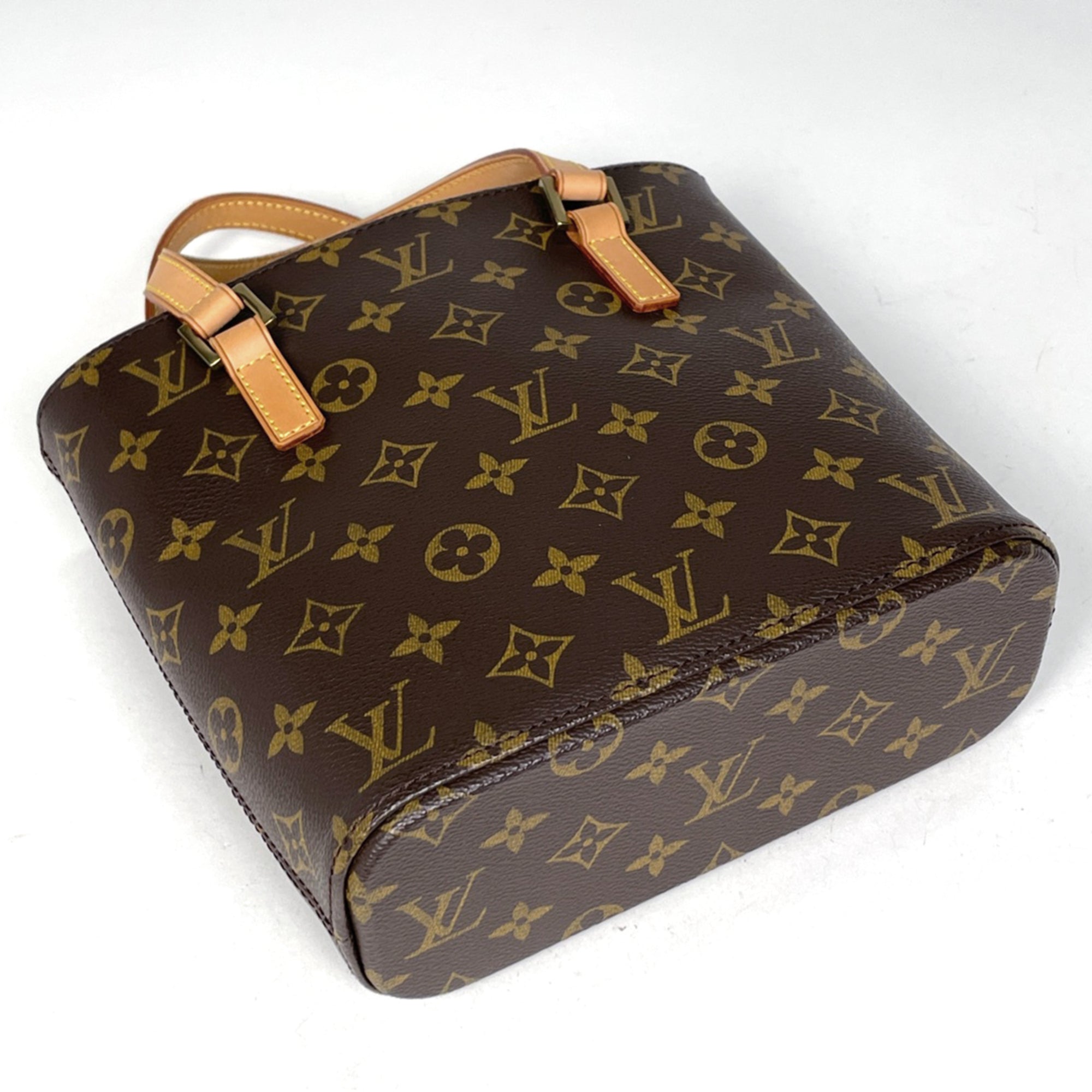 Louis Vuitton Brown Monogram Handbag (Pre-Owned)