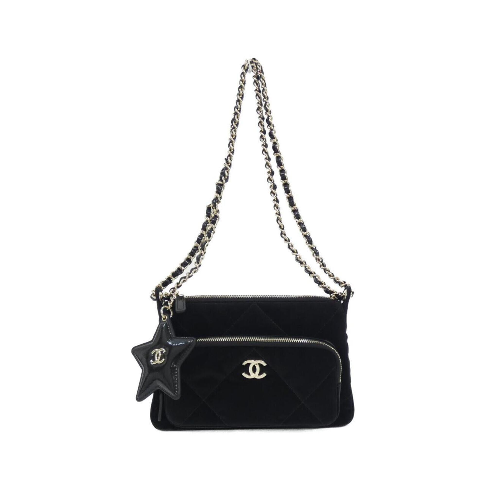 Chanel Black Handbag Shoulder Bag (Pre-Owned)