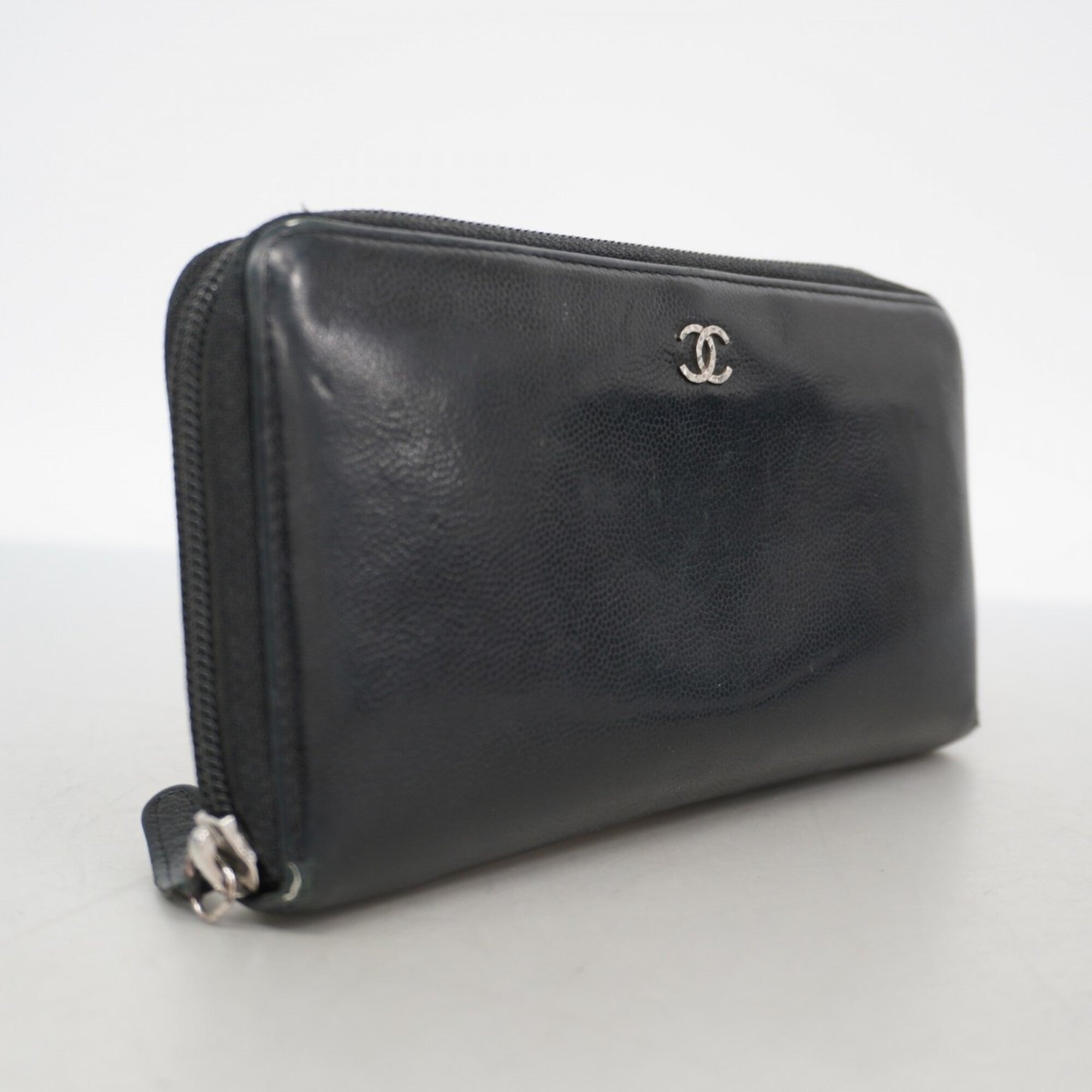 Chanel Black Leather Long Wallet (Bi-Fold) (Pre-Owned)