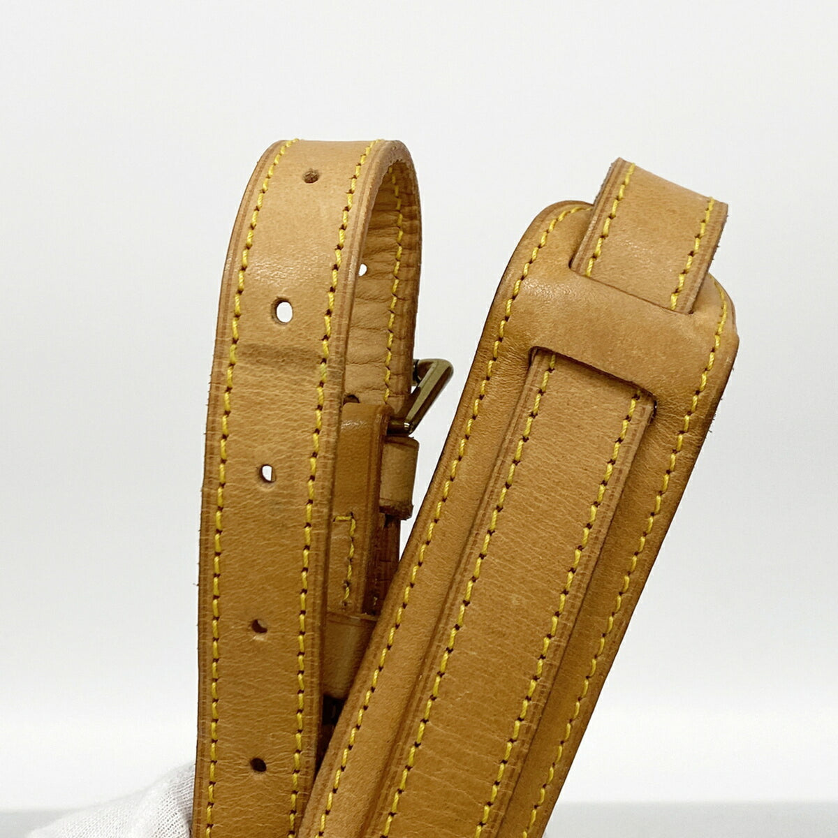 Louis Vuitton Brown Shoulder Bag (Pre-Owned)