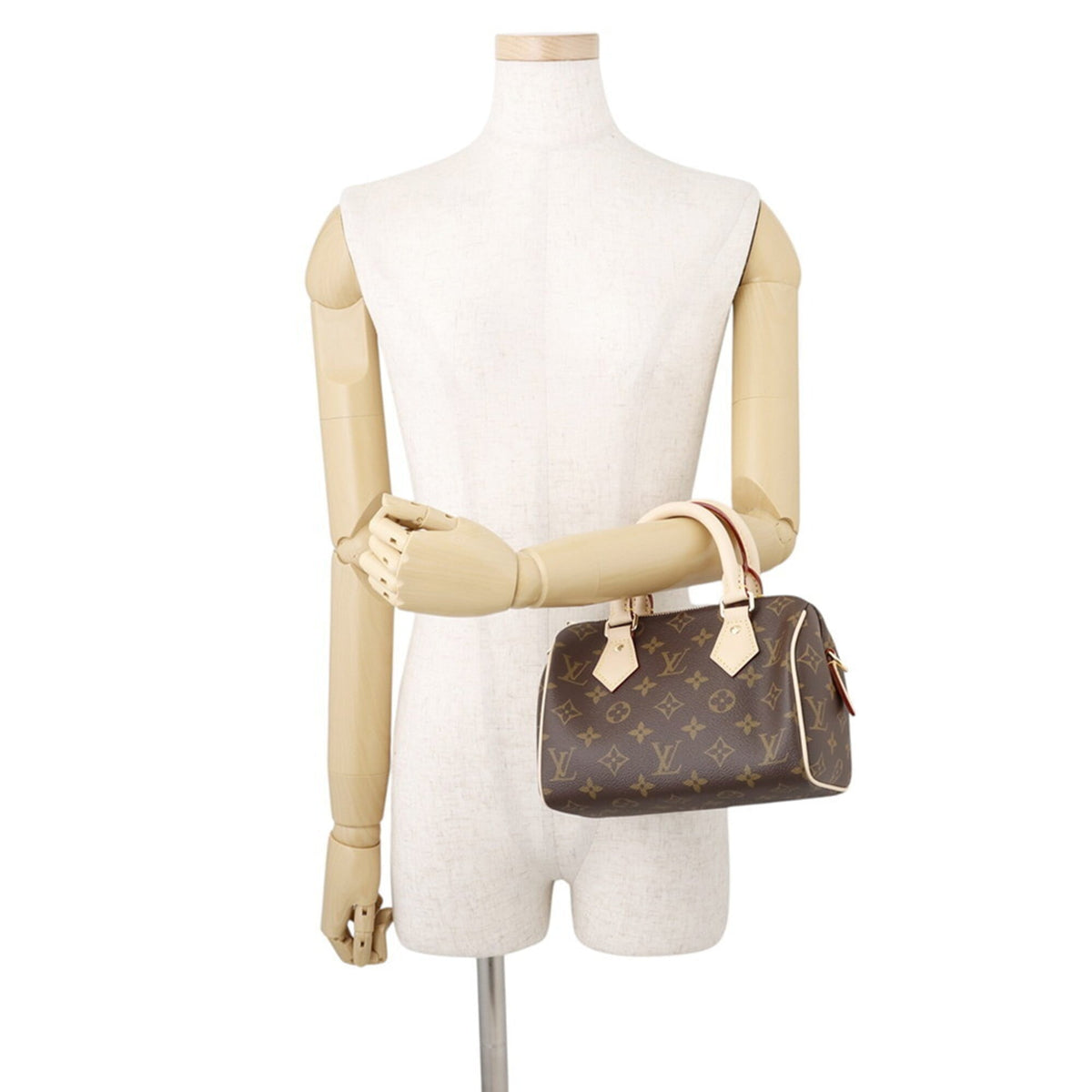 Louis Vuitton Red Color Monogram Handbag Shoulder Bag (Pre-Owned)