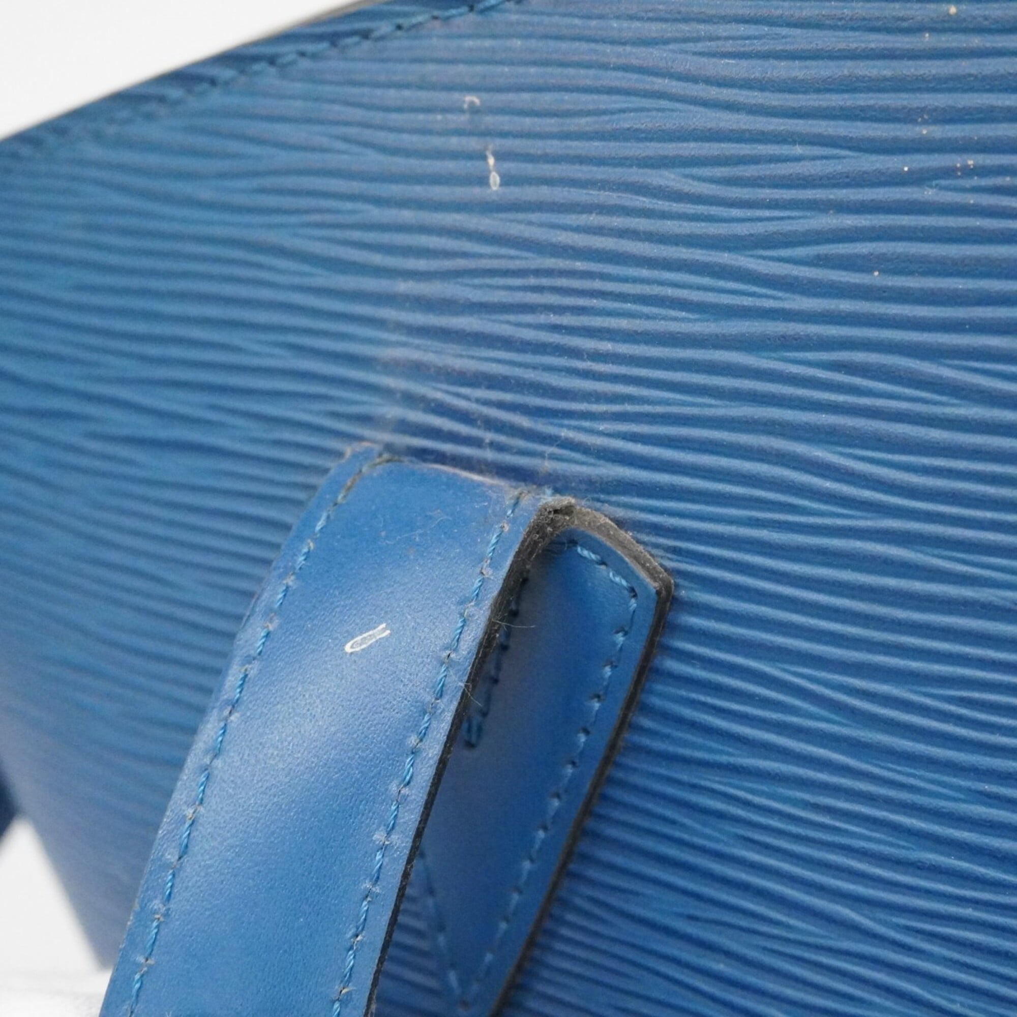 Louis Vuitton Toledo Blue Shoulder Bag (Pre-Owned)