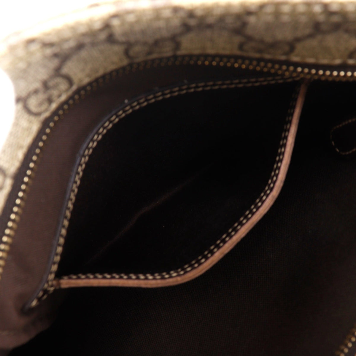 Gucci Brown Gg Supreme Shoulder Bag (Pre-Owned)