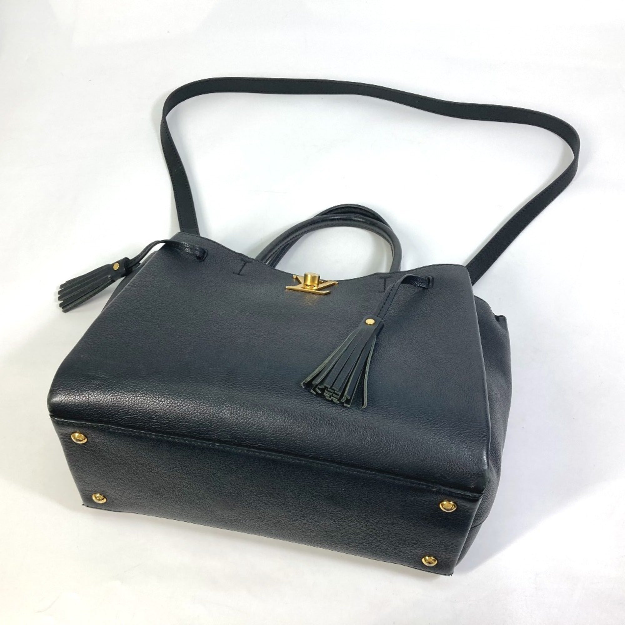 Louis Vuitton Black Leather Tote Bag (Pre-Owned)