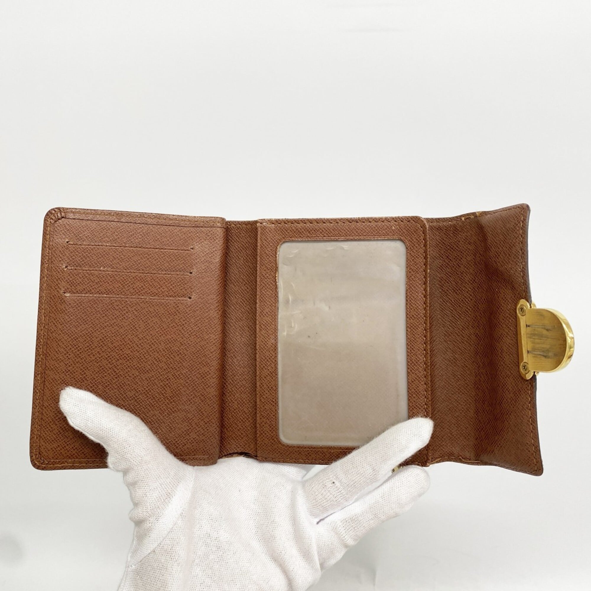 Louis Vuitton Brown Wallet (Tri-Fold) (Pre-Owned)