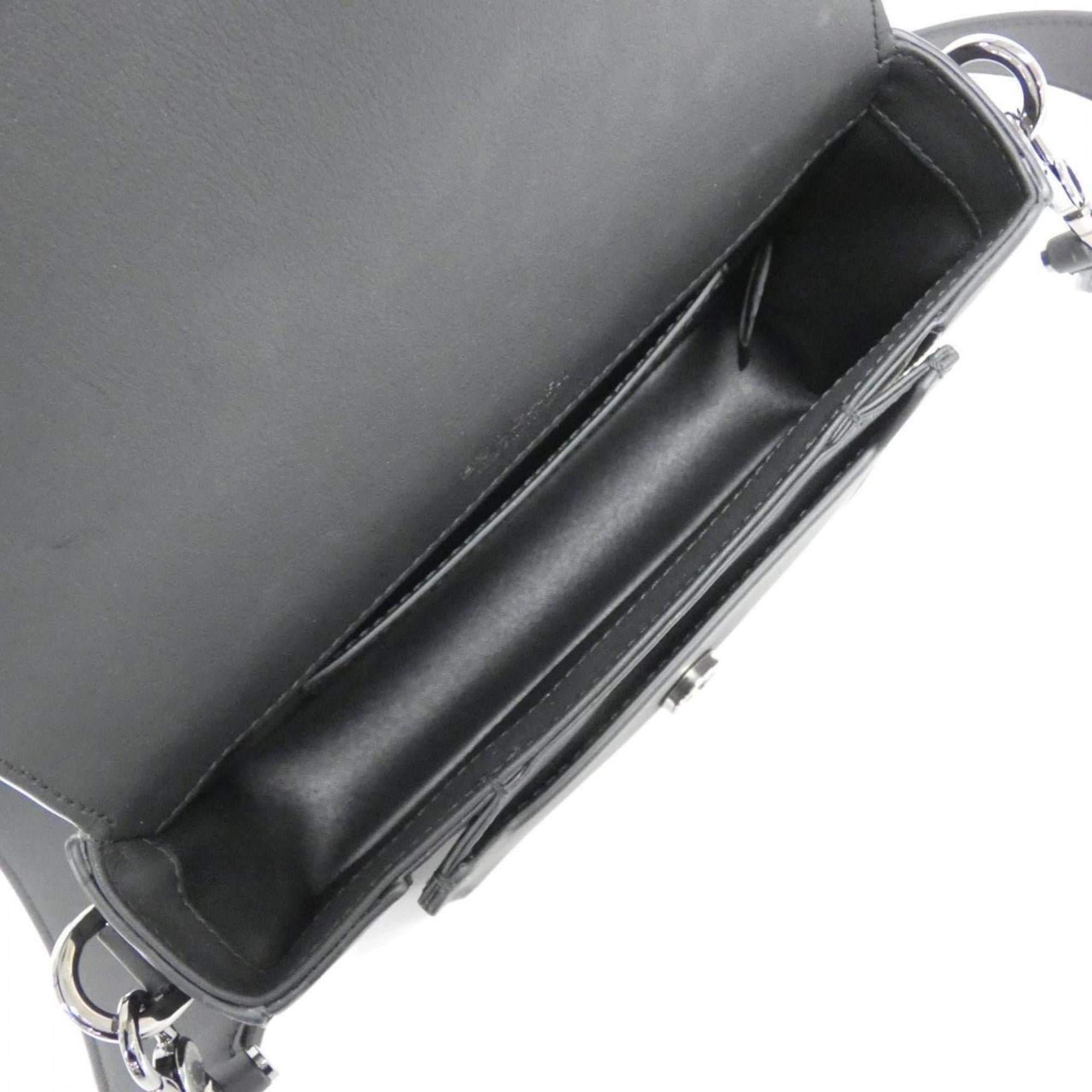 Bvlgari Black Leather Shoulder Bag (Pre-Owned)