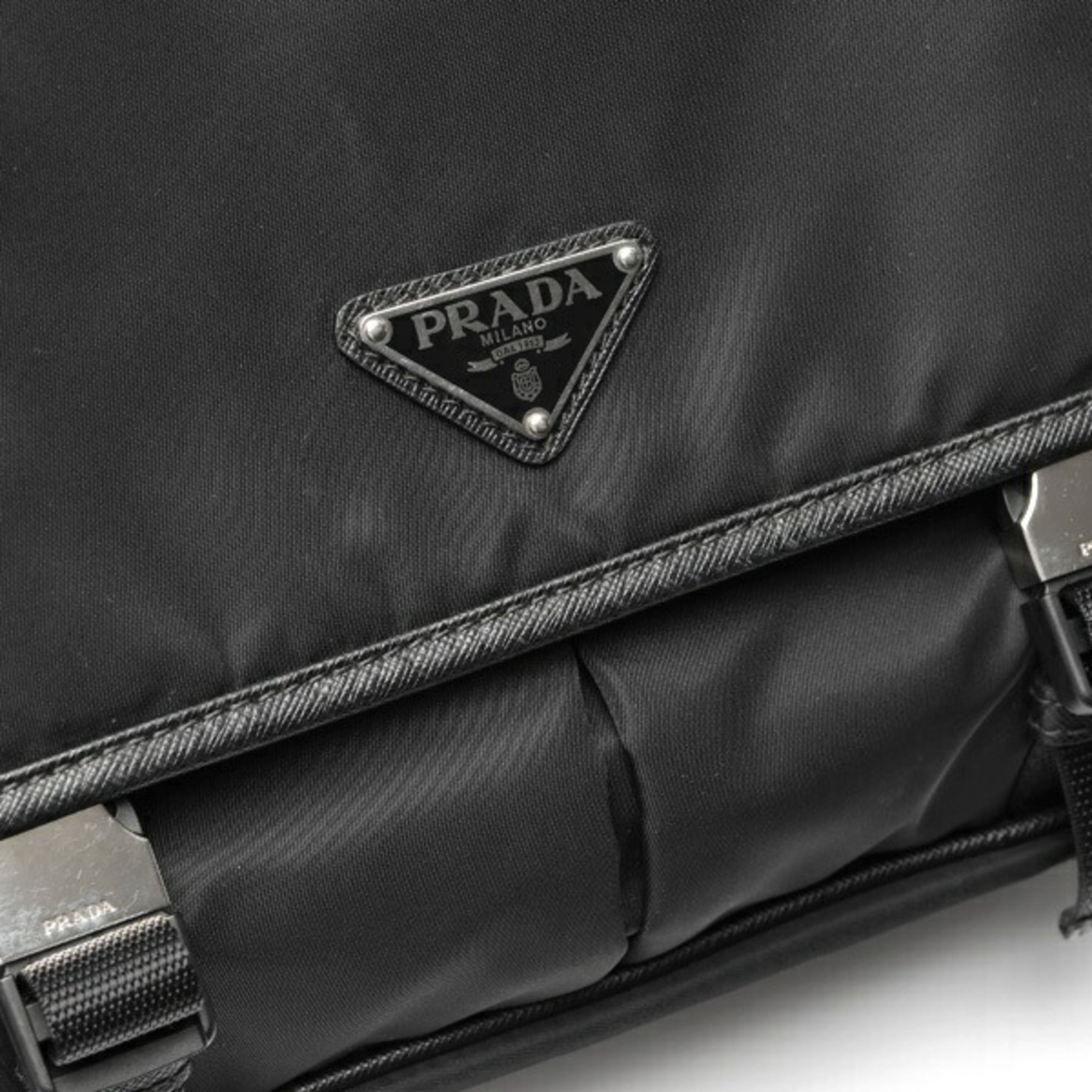Prada Black Nylon Shoulder Bag (Pre-Owned)