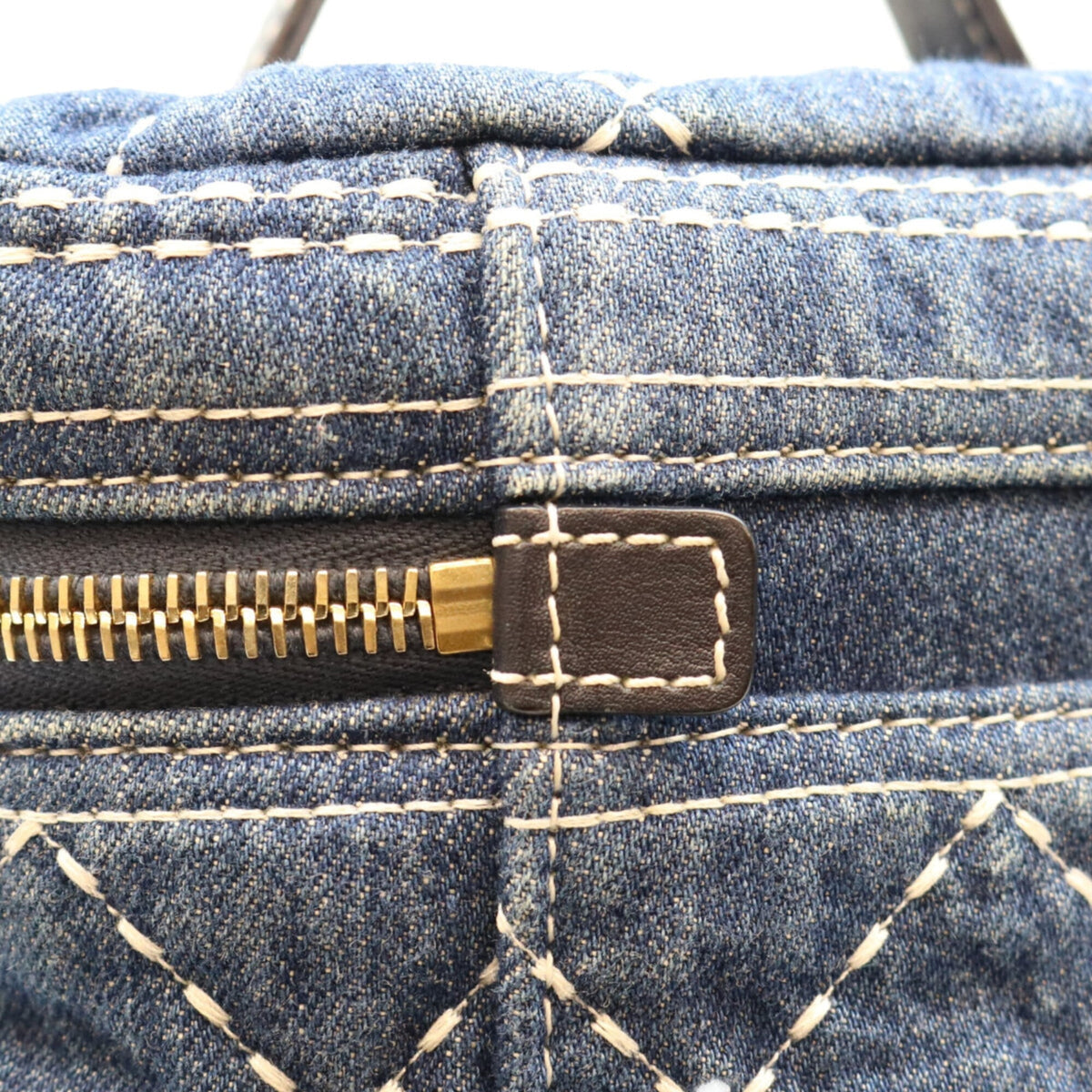 Chanel Gold Denim Shoulder Bag (Pre-Owned)