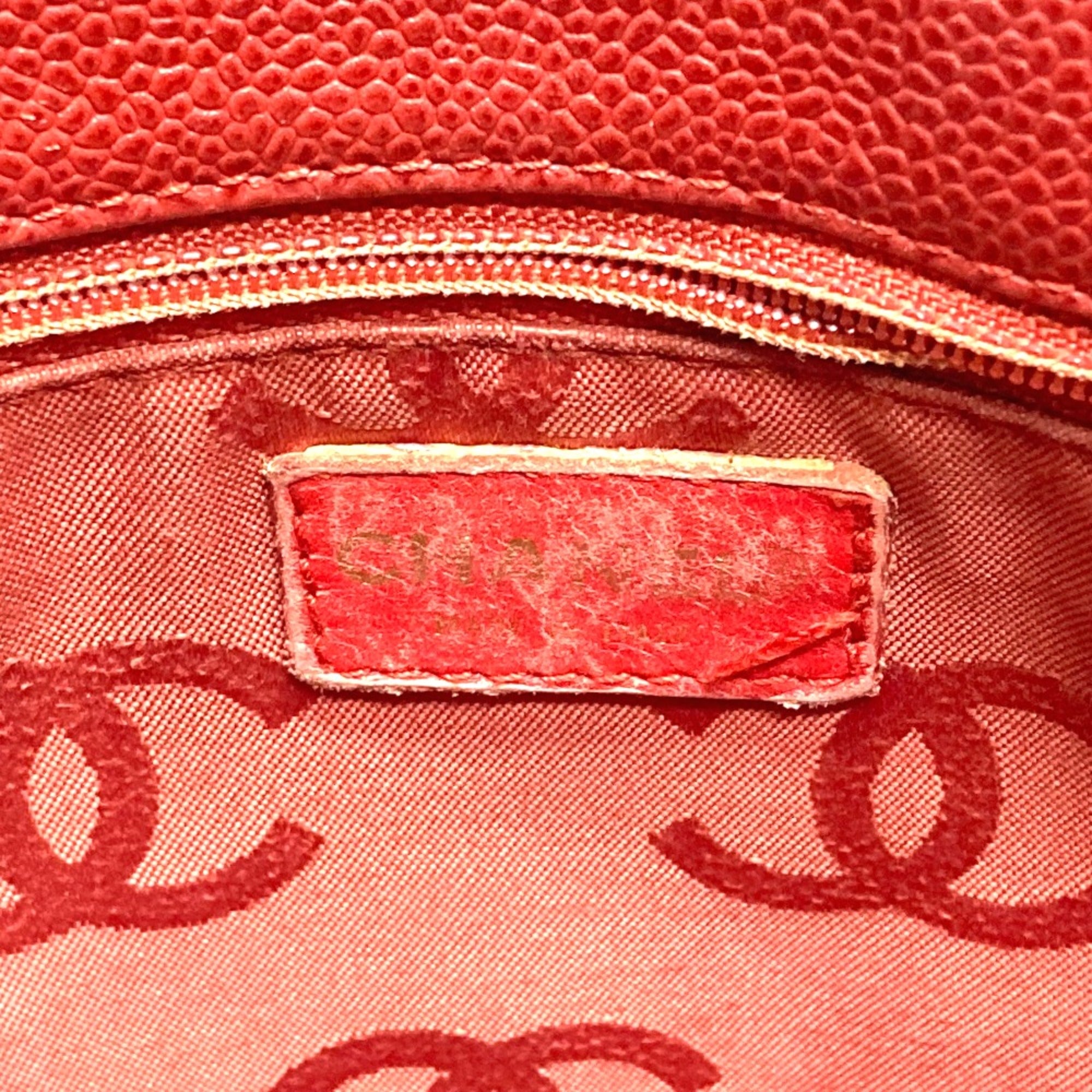 Chanel Red Leather Tote Bag (Pre-Owned)